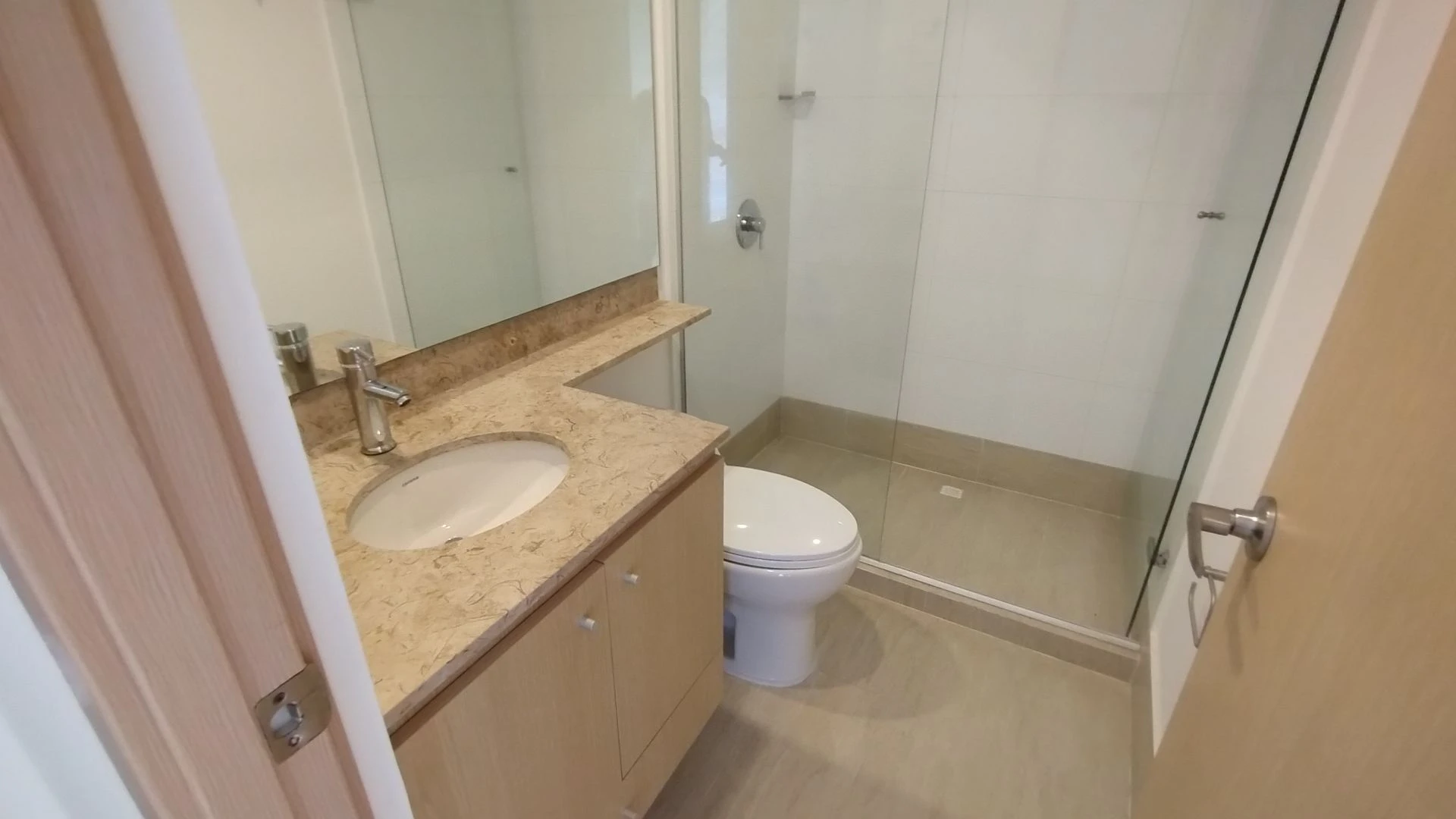 APARTAMENTO EN ARRIENDO CERCA DE BUENAVISTA