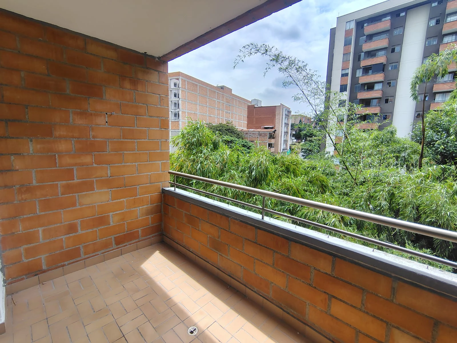 Apartamento en arriendo sector Los Mangos