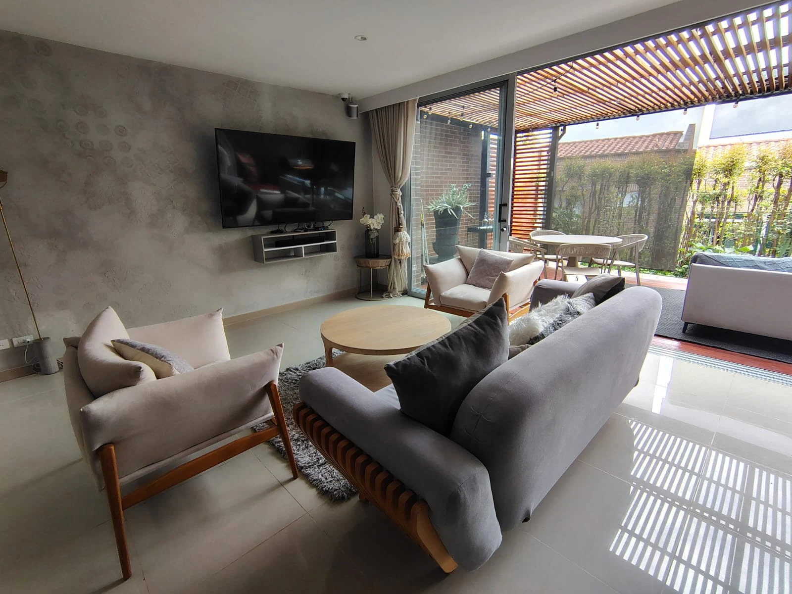 Casa en arriendo sector San Lucas
