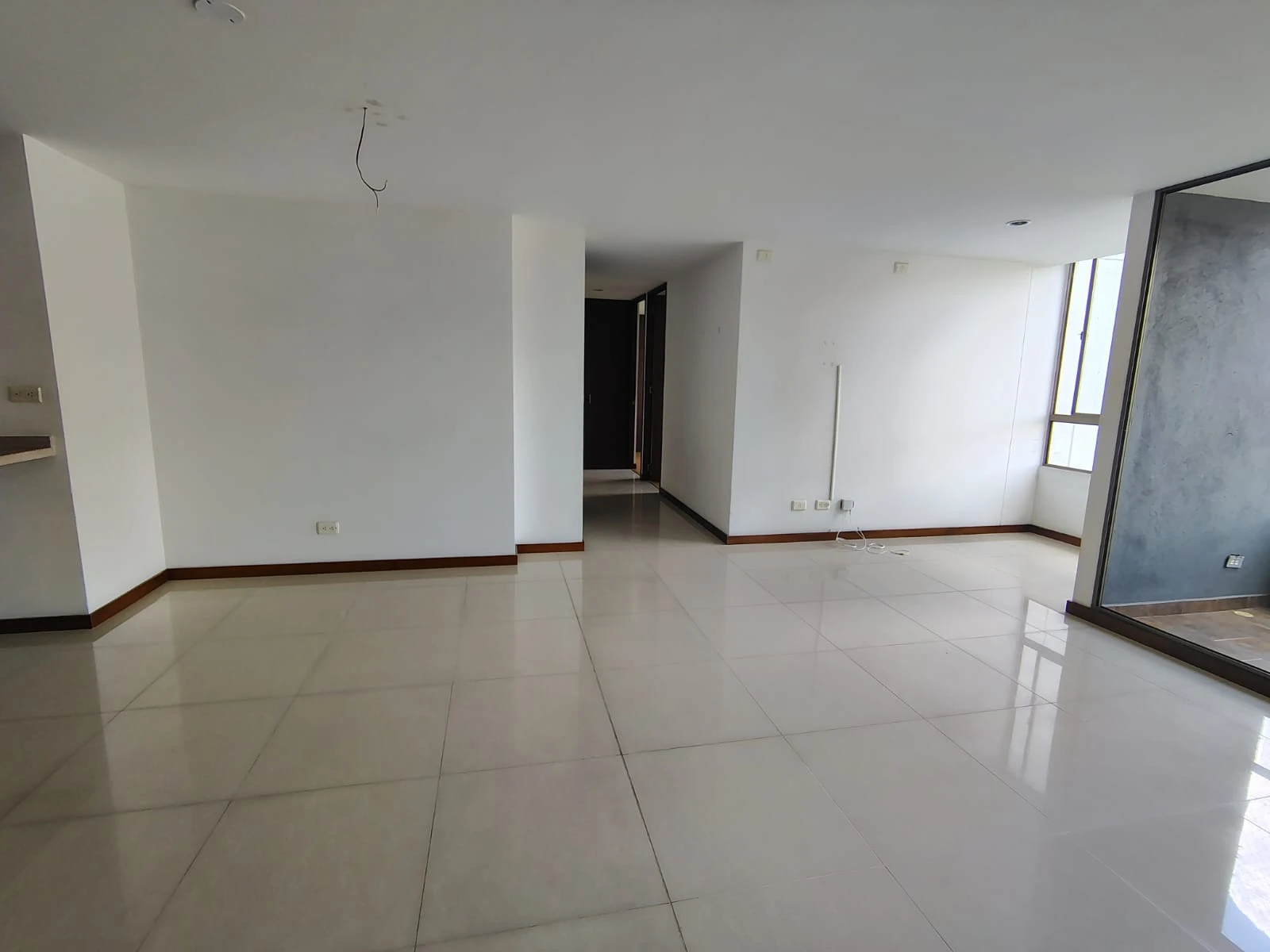Apartamento en arriendo sector Loma del Encierro 