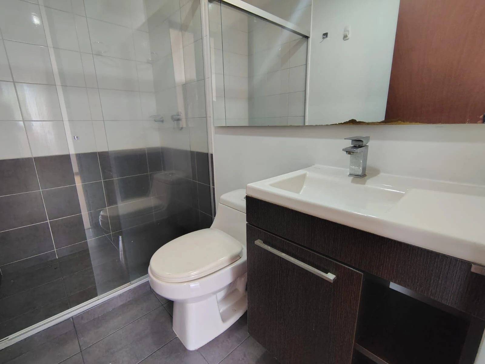 Apartamento en arriendo sector Loma del Encierro 