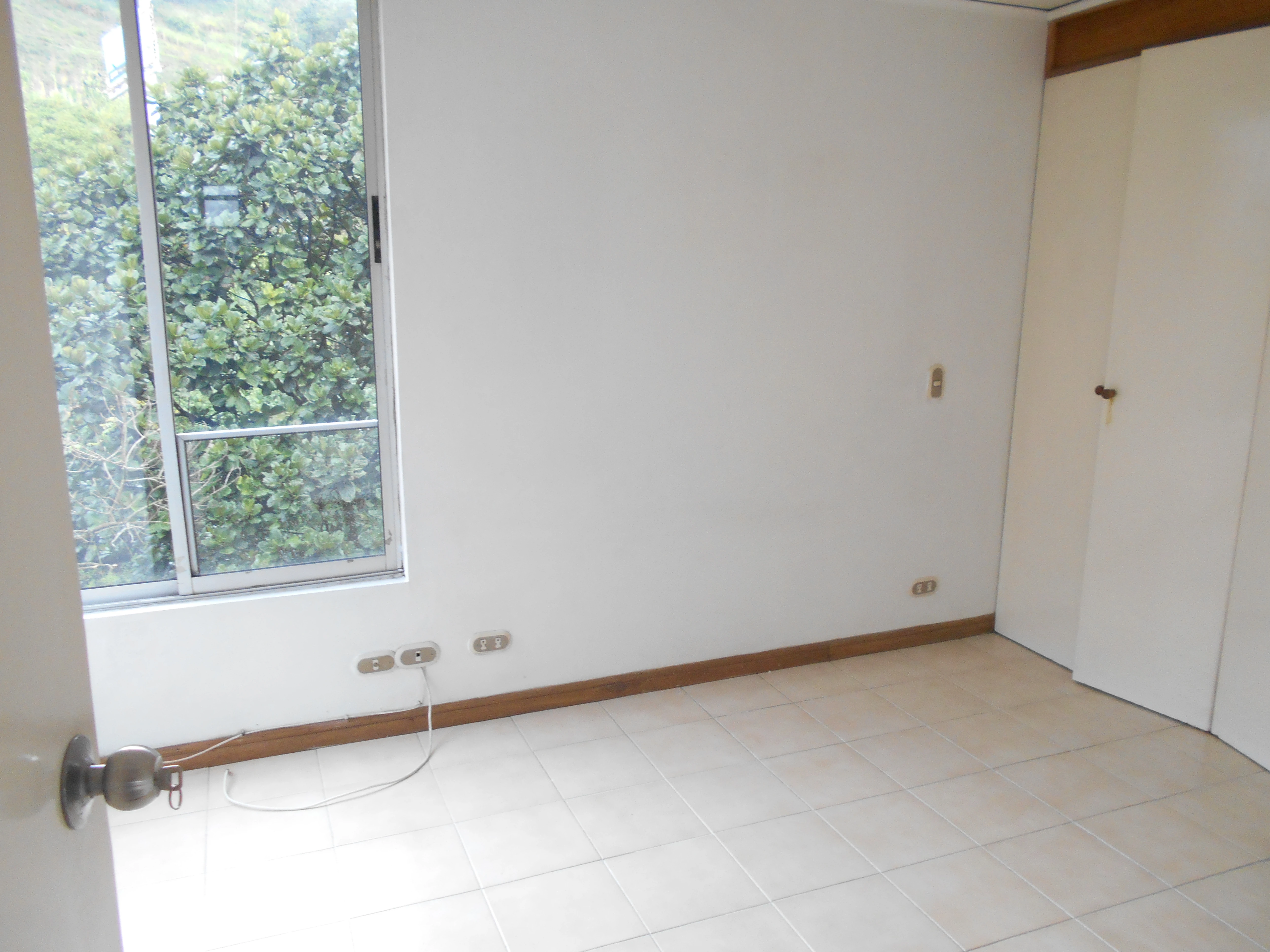 Apartamento en arriendo Sector loma de San Julian 