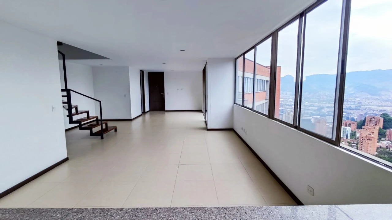 Apartamento Duplex en Arriendo sector Padre Marianito