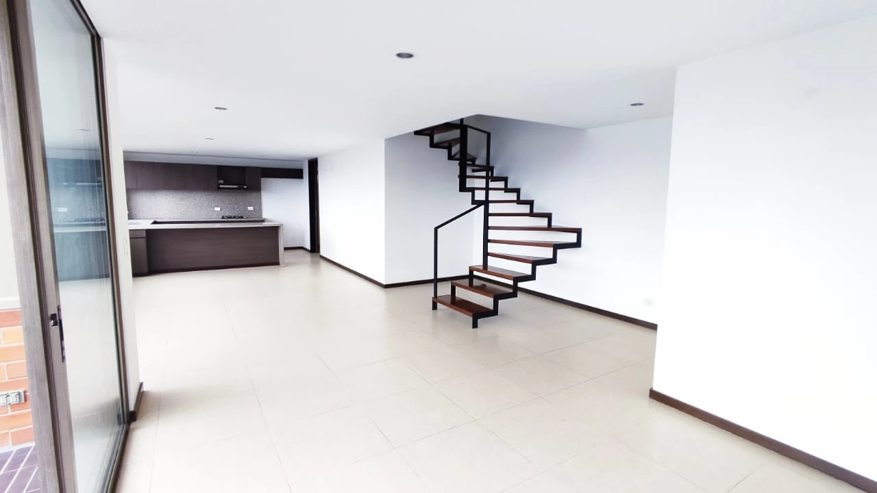 Apartamento Duplex en Arriendo sector Padre Marianito