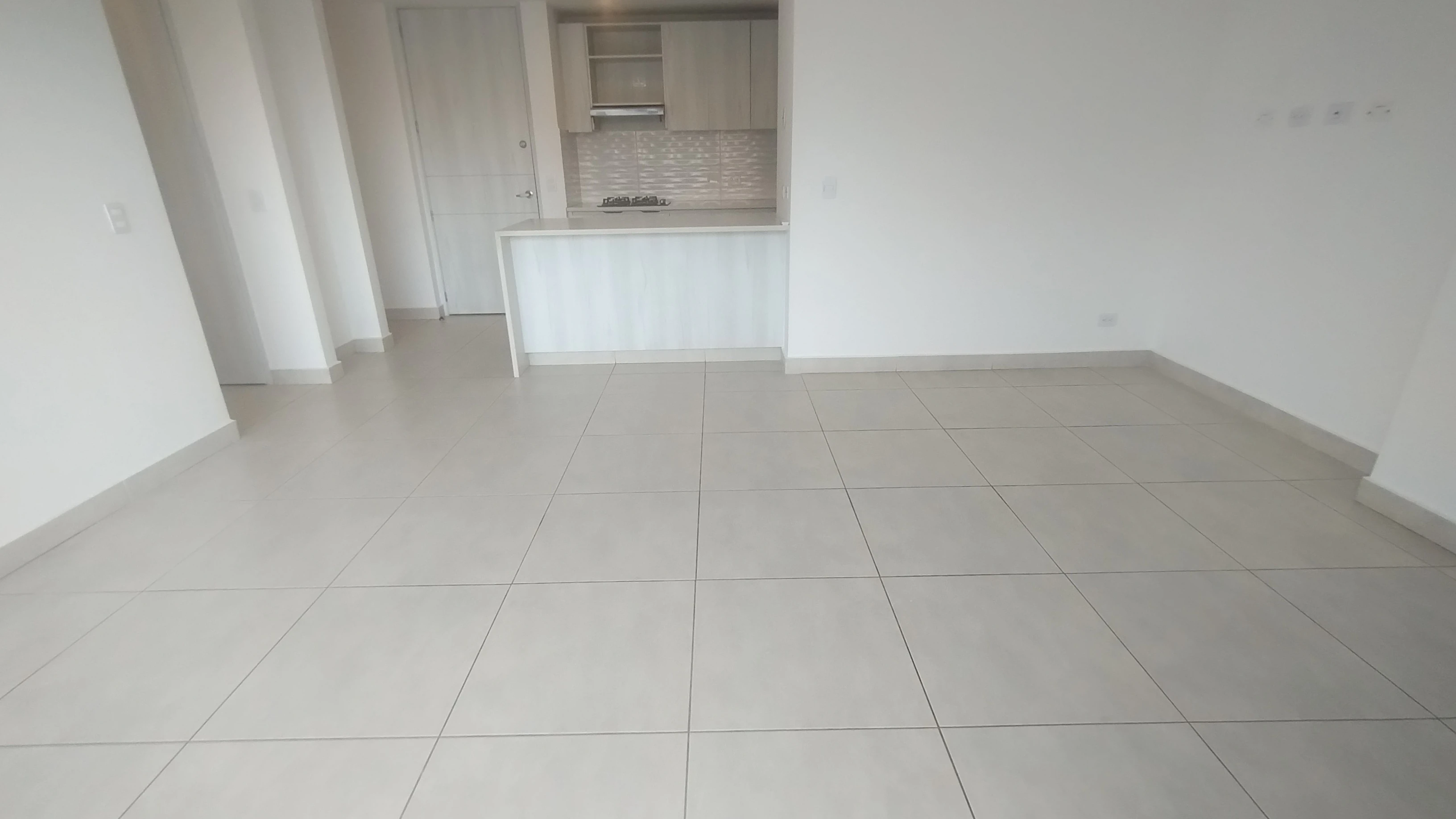 APARTAMENTO PARA ARRIENDO CERCA DE BUENAVISTA 