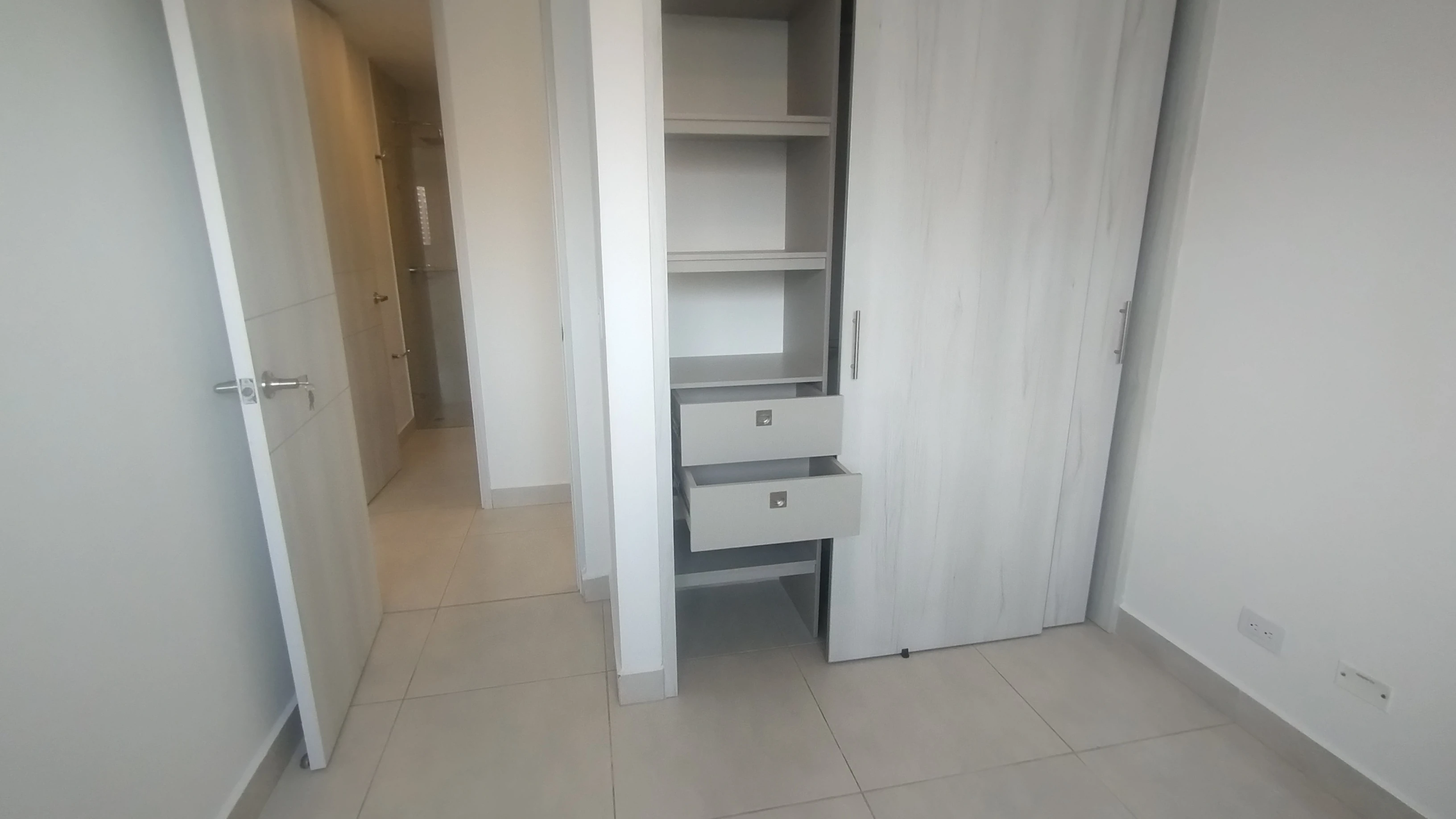 APARTAMENTO PARA ARRIENDO CERCA DE BUENAVISTA 