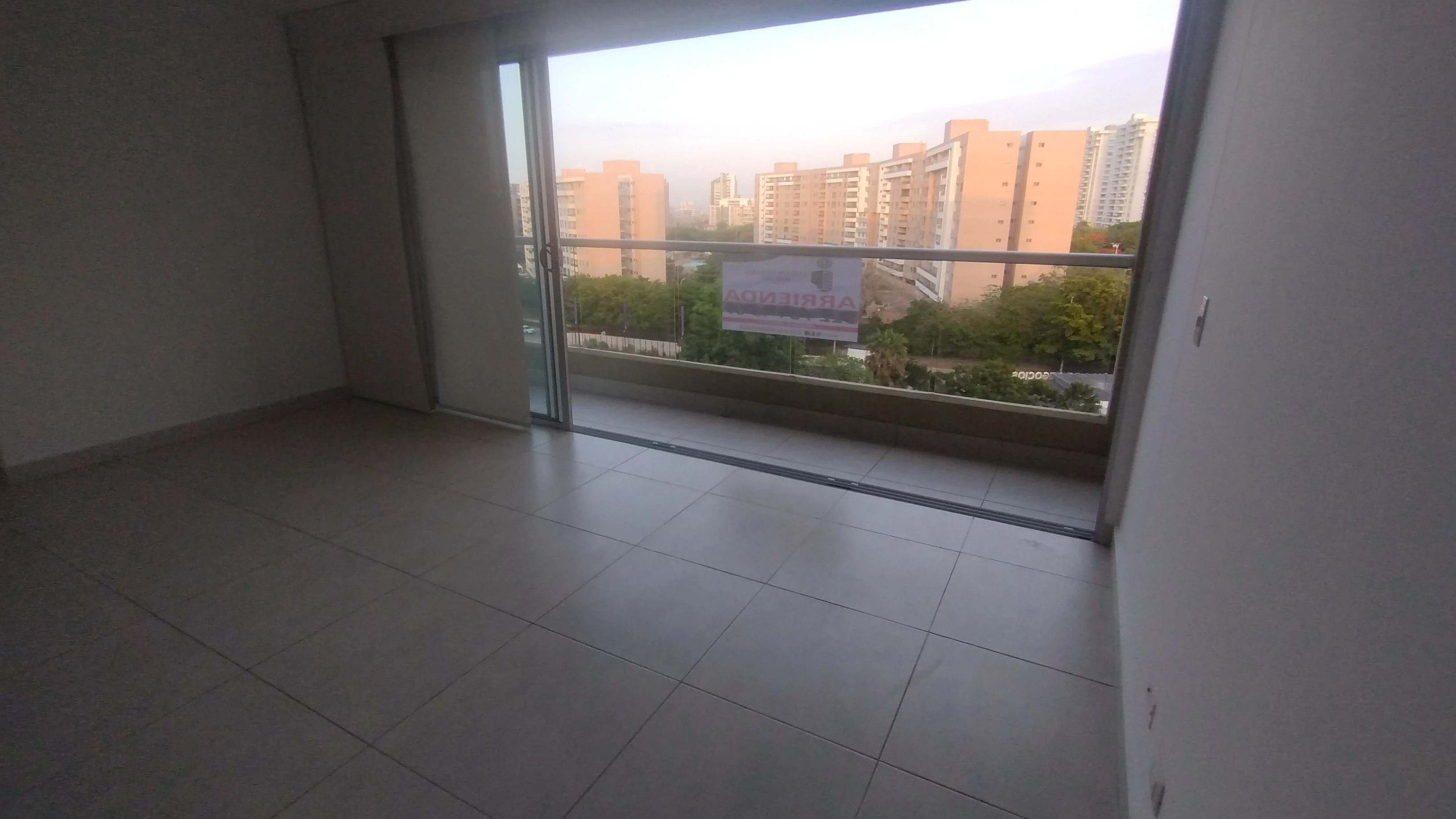 APARTAMENTO PARA ARRIENDO CERCA DE BUENAVISTA 