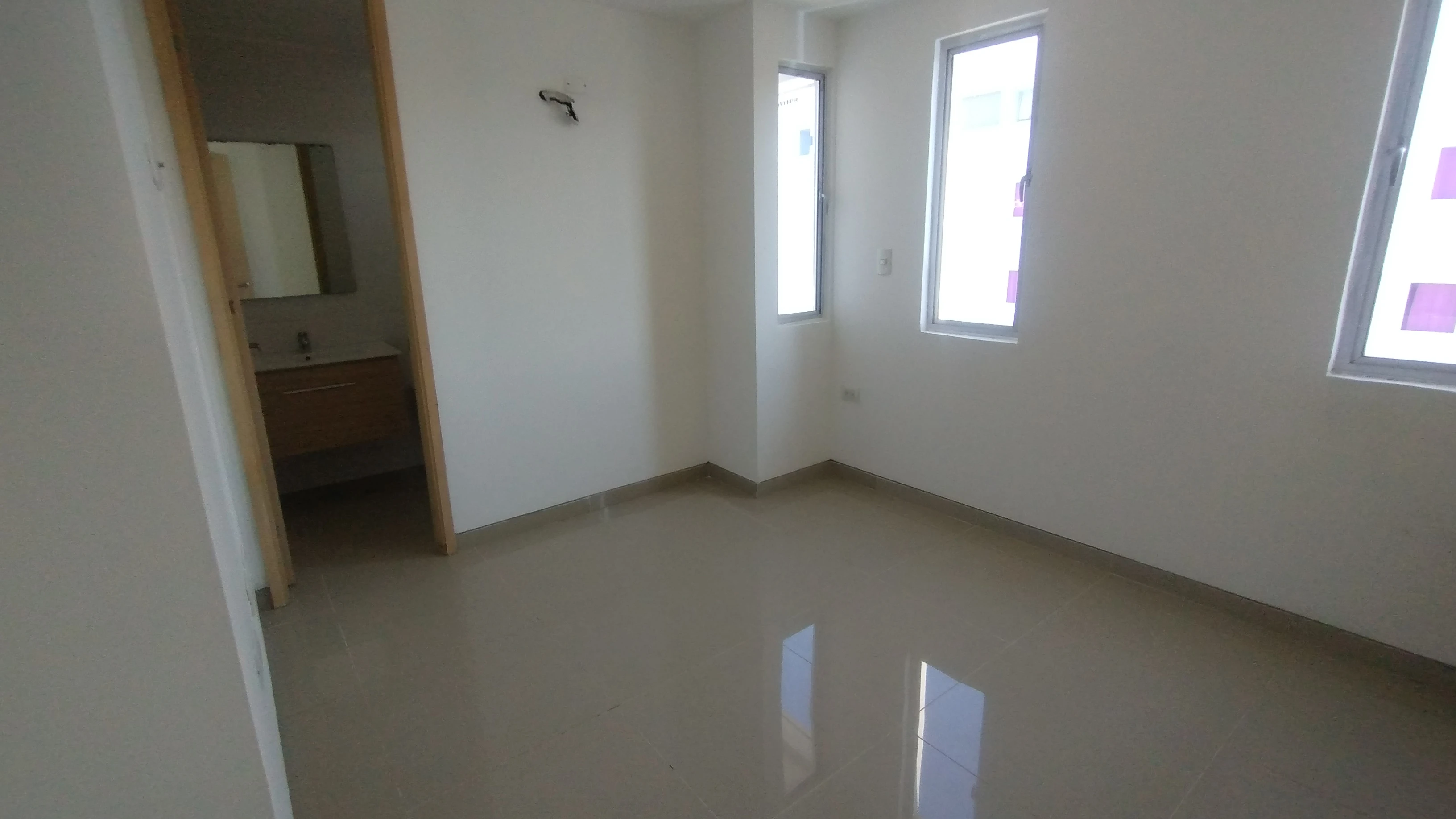 APARTAMENTO EN ARRIENDO EN SAN VICENTE 