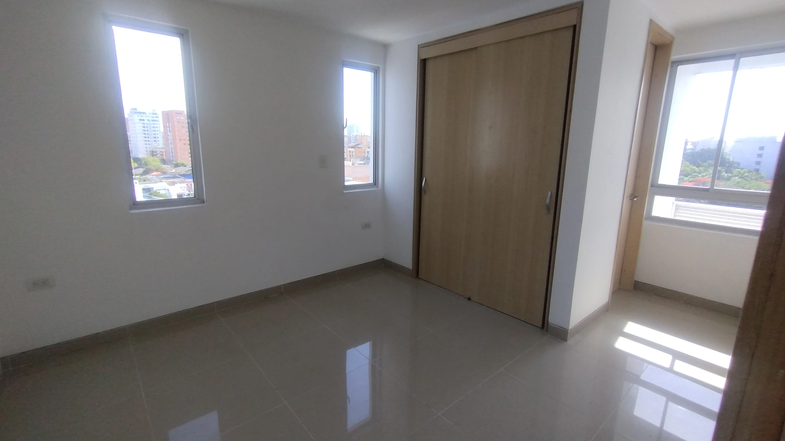 APARTAMENTO EN ARRIENDO EN SAN VICENTE 