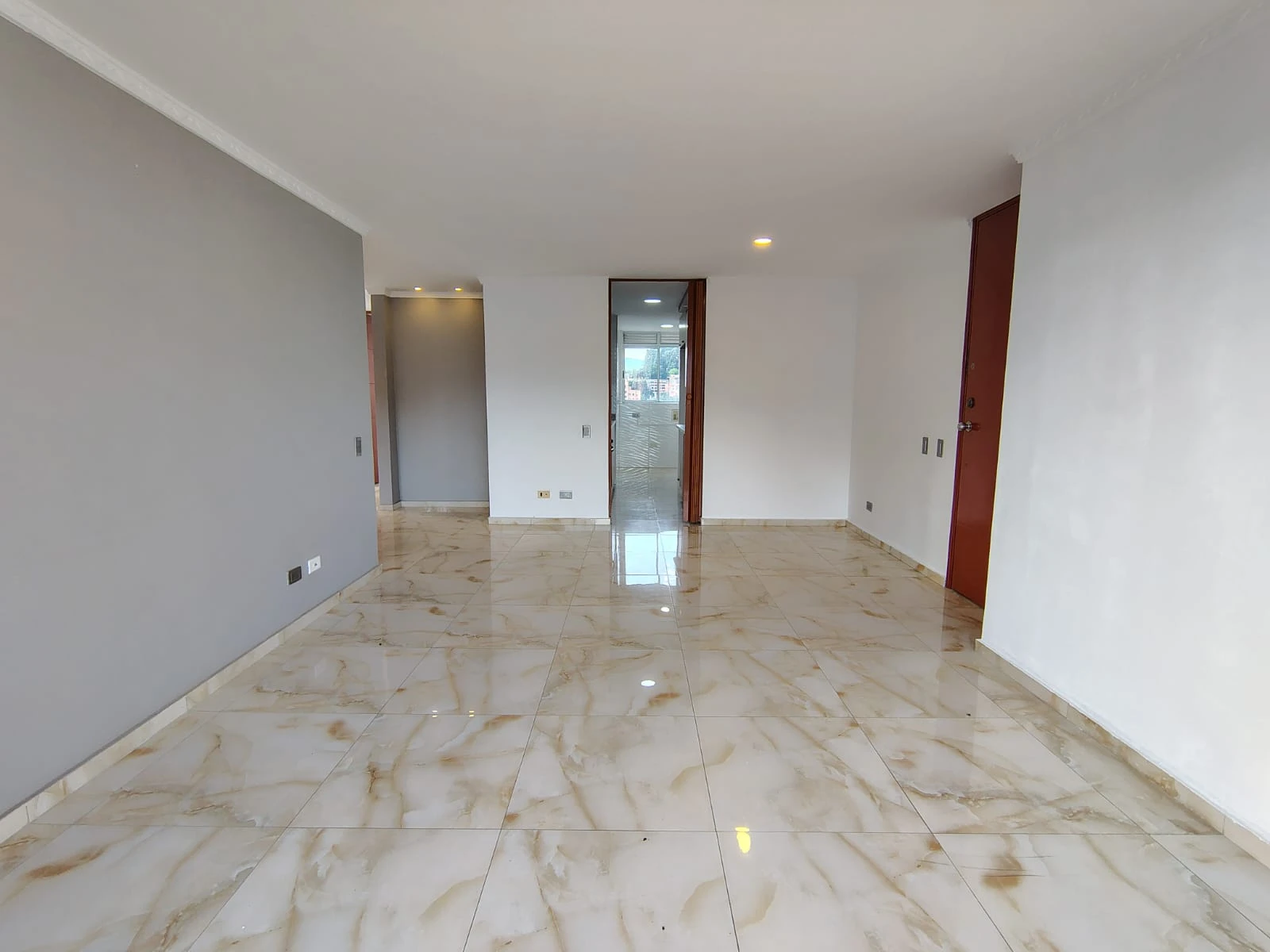Apartamento en arriendo sector Lalinde