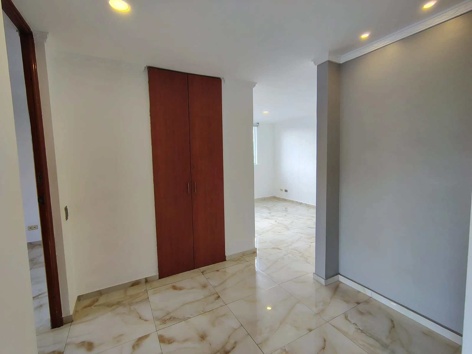Apartamento en arriendo sector Lalinde