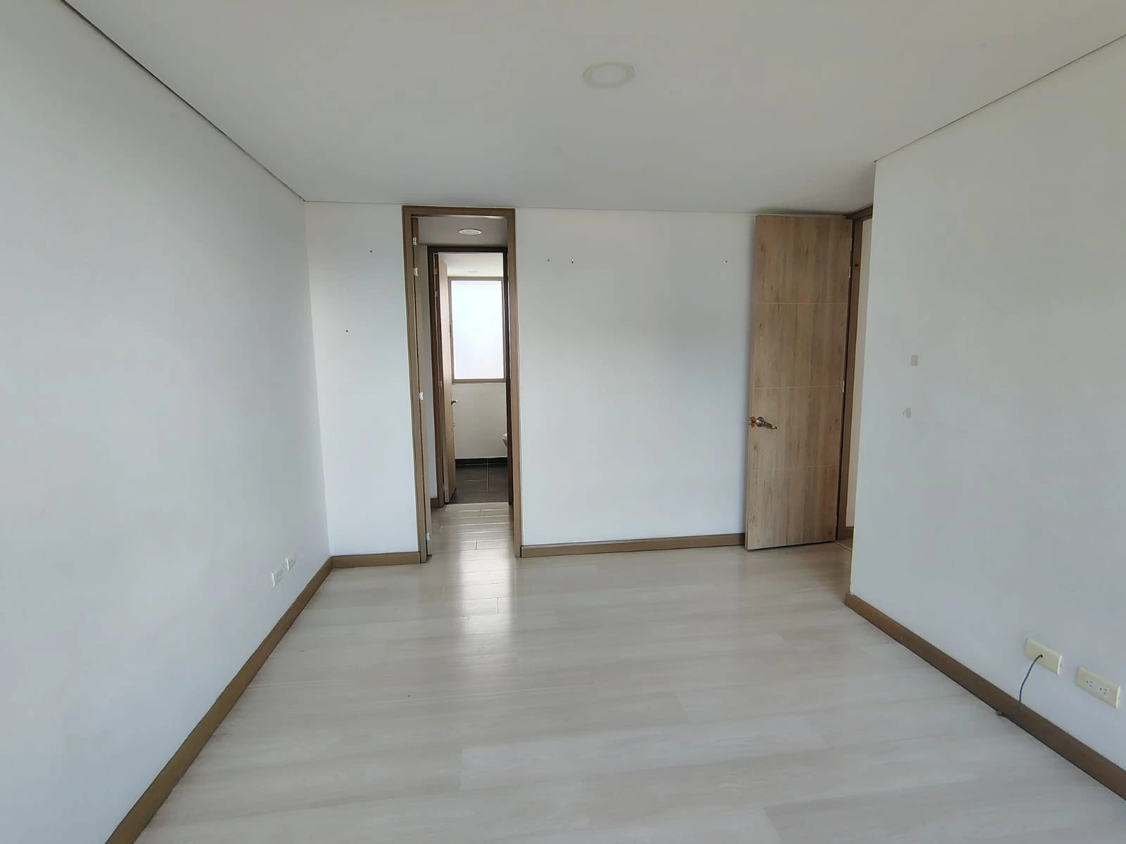 Apartamento en arriendo sector Loma del Esmeraldal