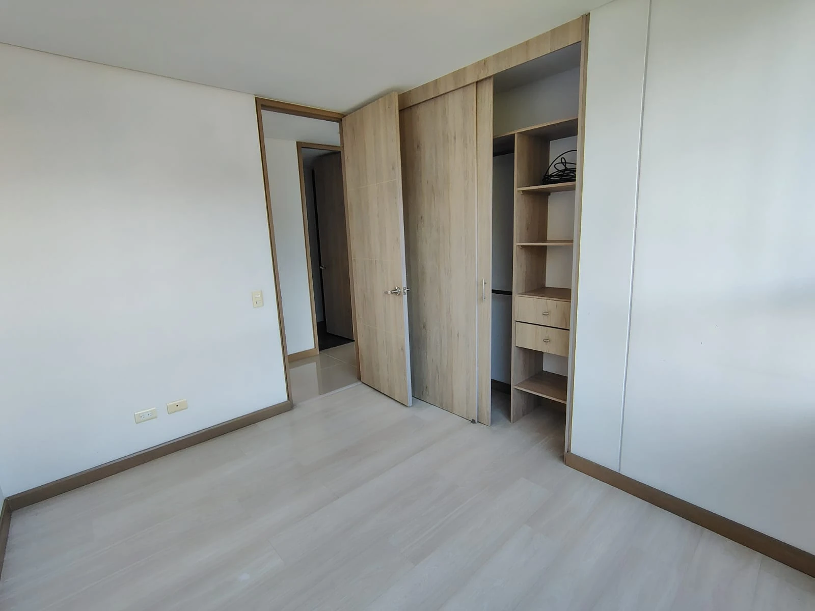 Apartamento en arriendo sector Loma del Esmeraldal