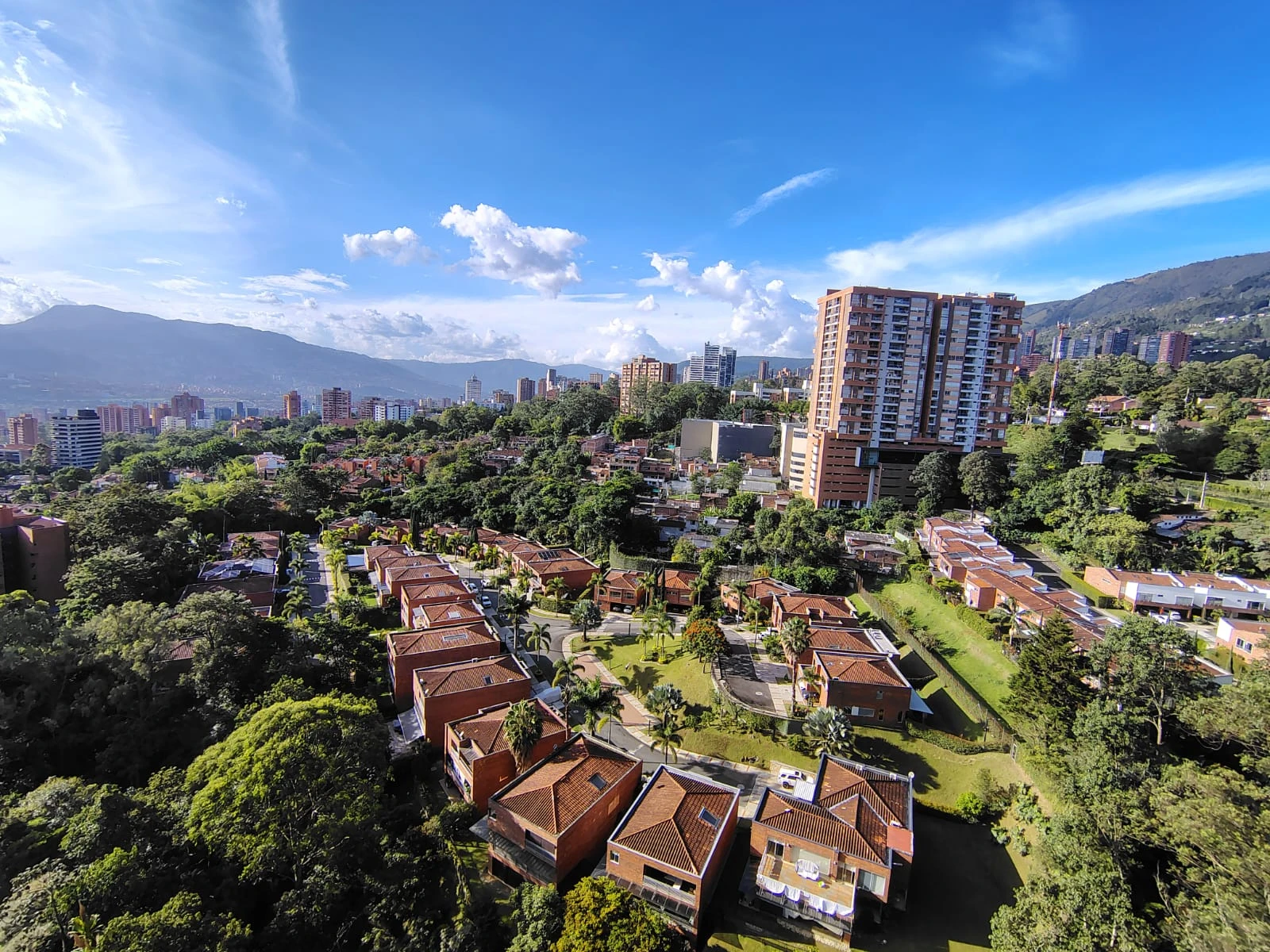 Apartamento en arriendo sector Loma del Esmeraldal