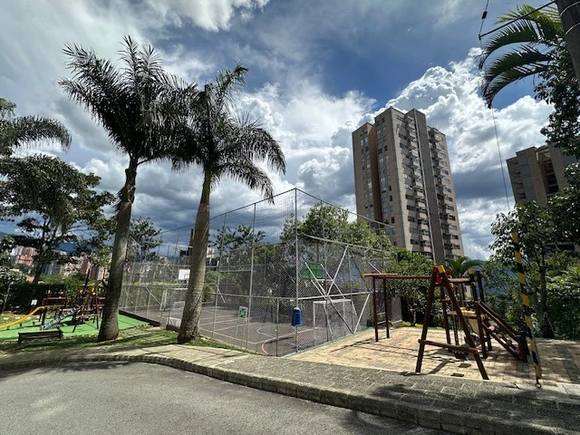 Arriendo Apartamento en el Poblado