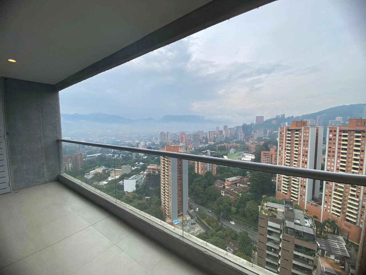 Arriendo Apartamento en el Poblado