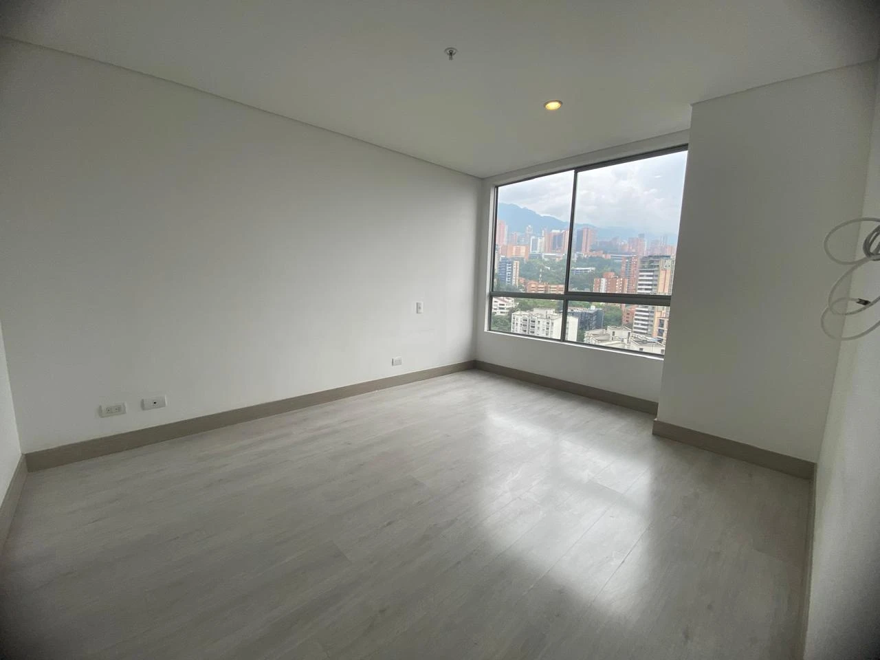 Arriendo Apartamento en el Poblado