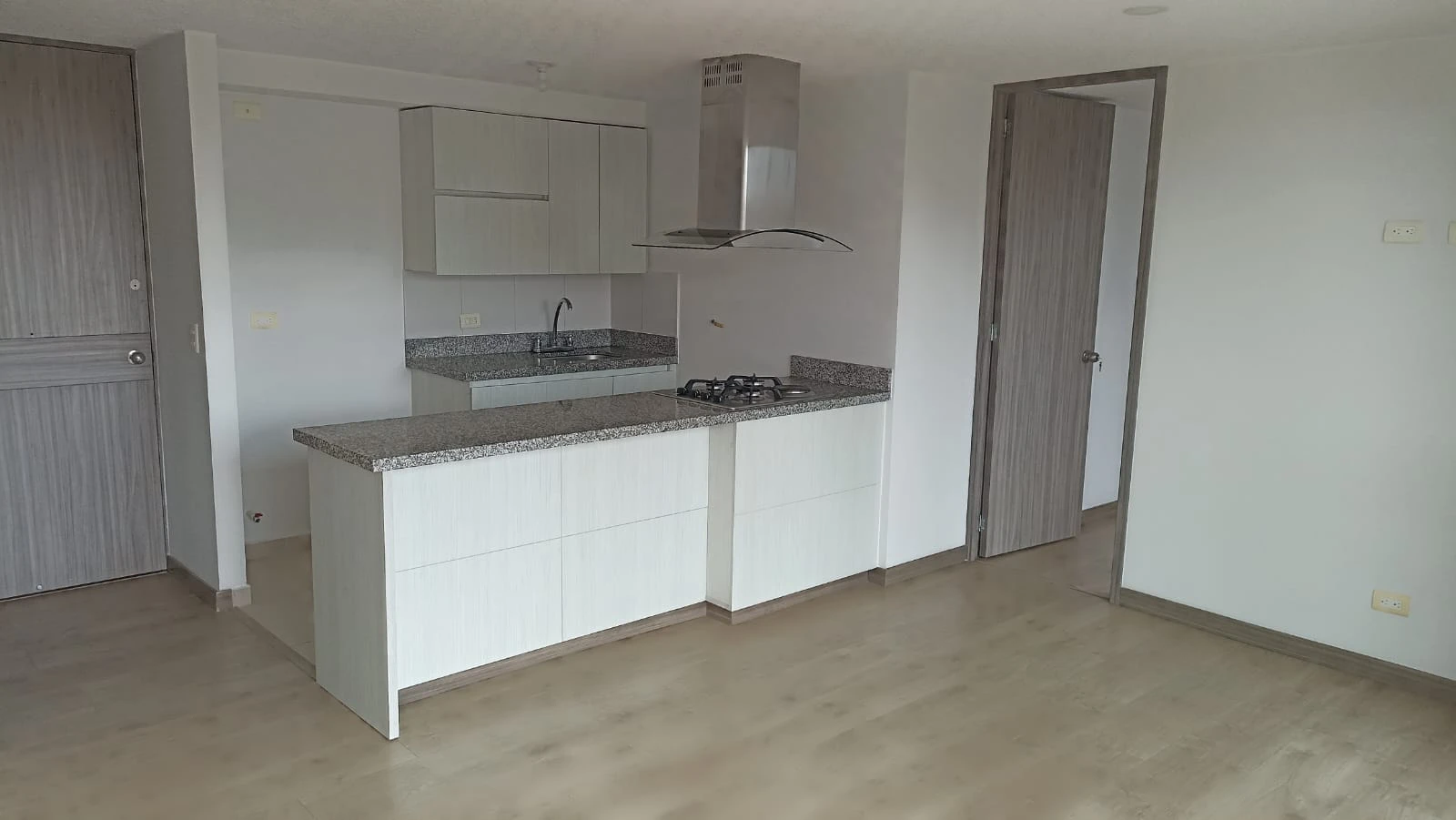 Apartamento en arriendo en Rionegro- los colegios 