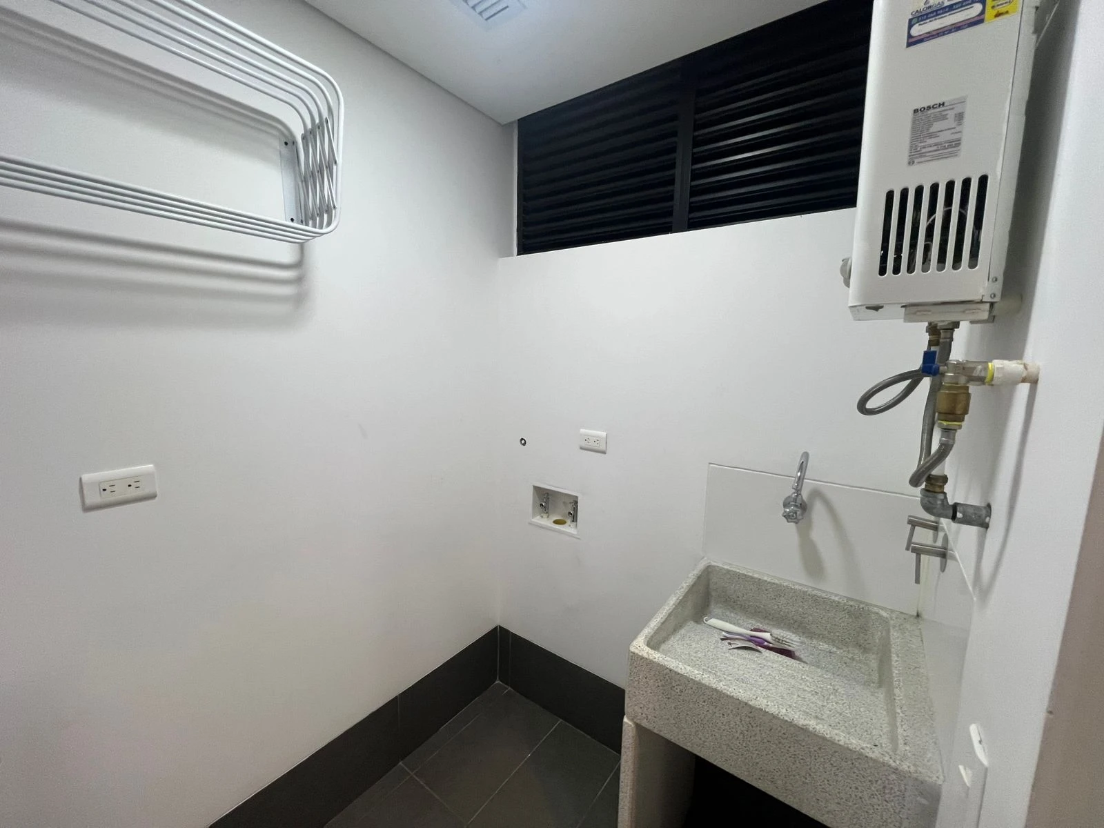 Apartaestudio en Arriendo Loma Los Gonzalez Medellin