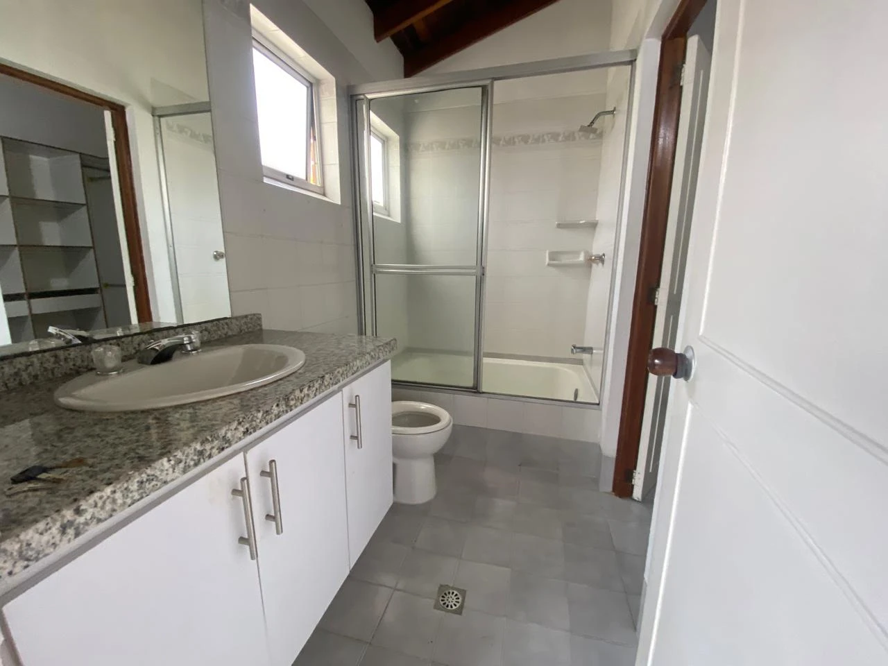 Arriendo Apartamento en el Poblado Los Balsos