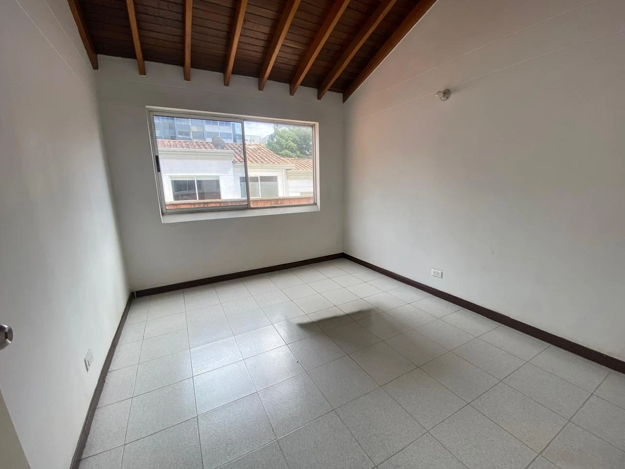 Arriendo Apartamento en el Poblado Los Balsos