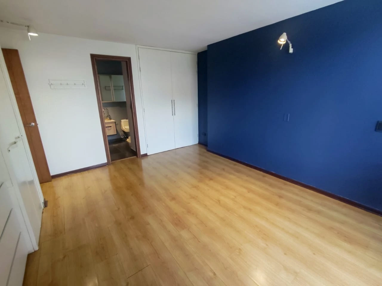 Aparta Estudio en Arriendo sector Trannsversal Superior