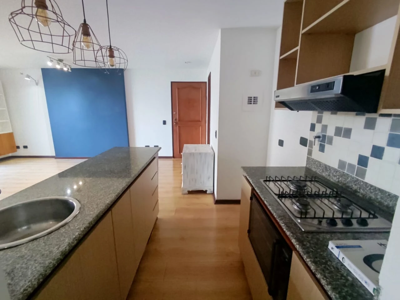 Aparta Estudio en Arriendo sector Trannsversal Superior
