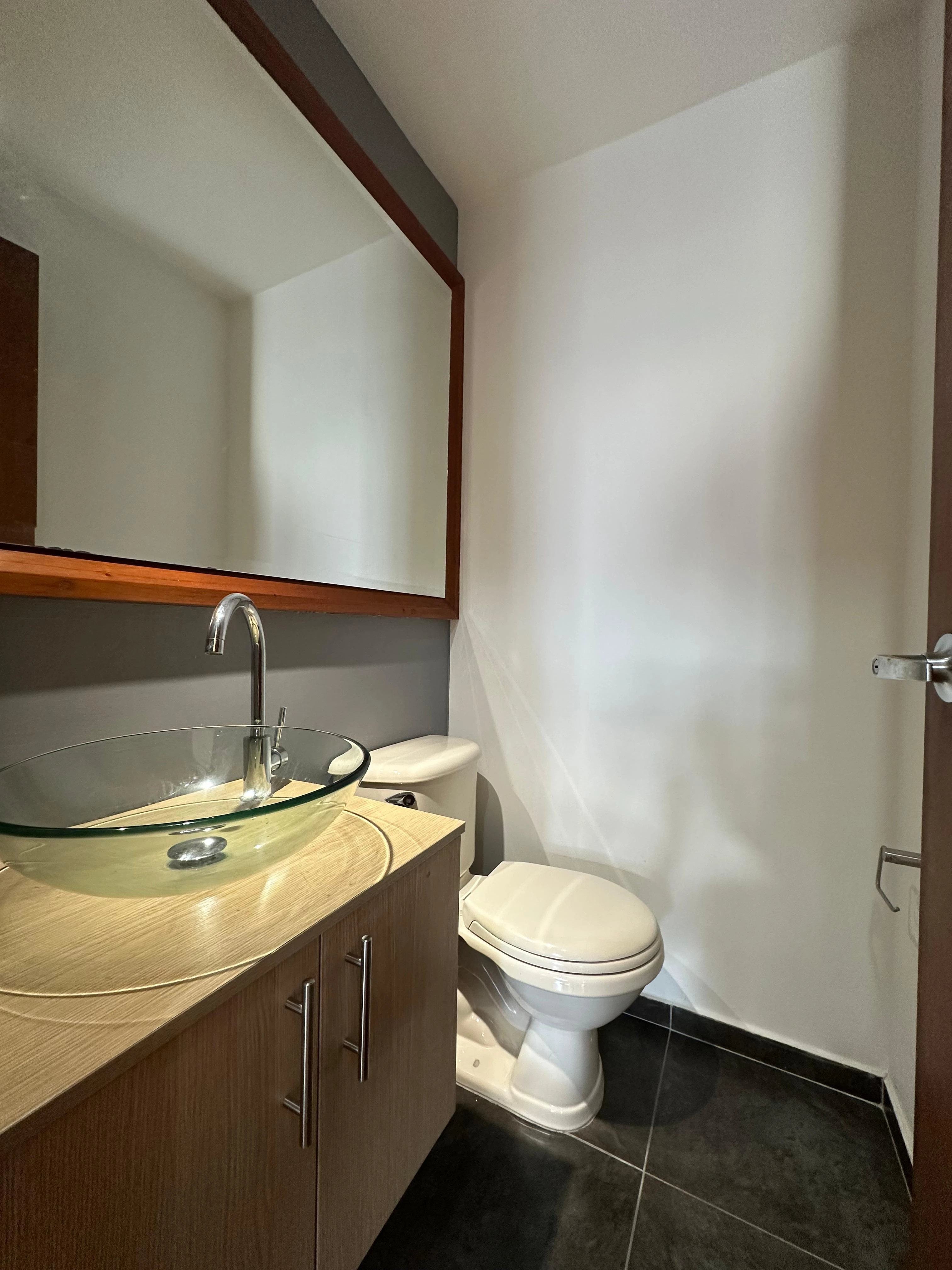 Aparta Estudio en Arriendo sector Trannsversal Superior