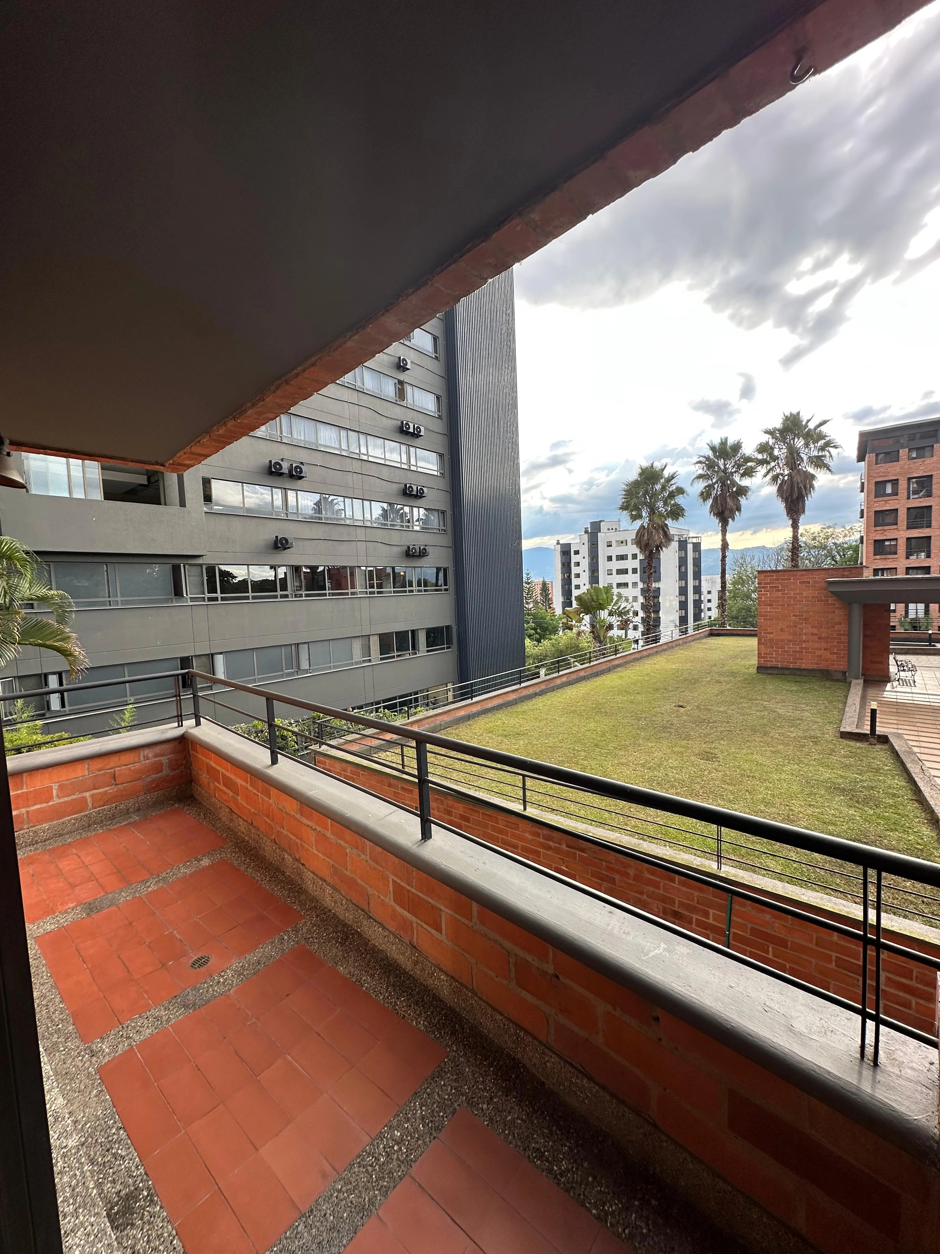 Aparta Estudio en Arriendo sector Trannsversal Superior