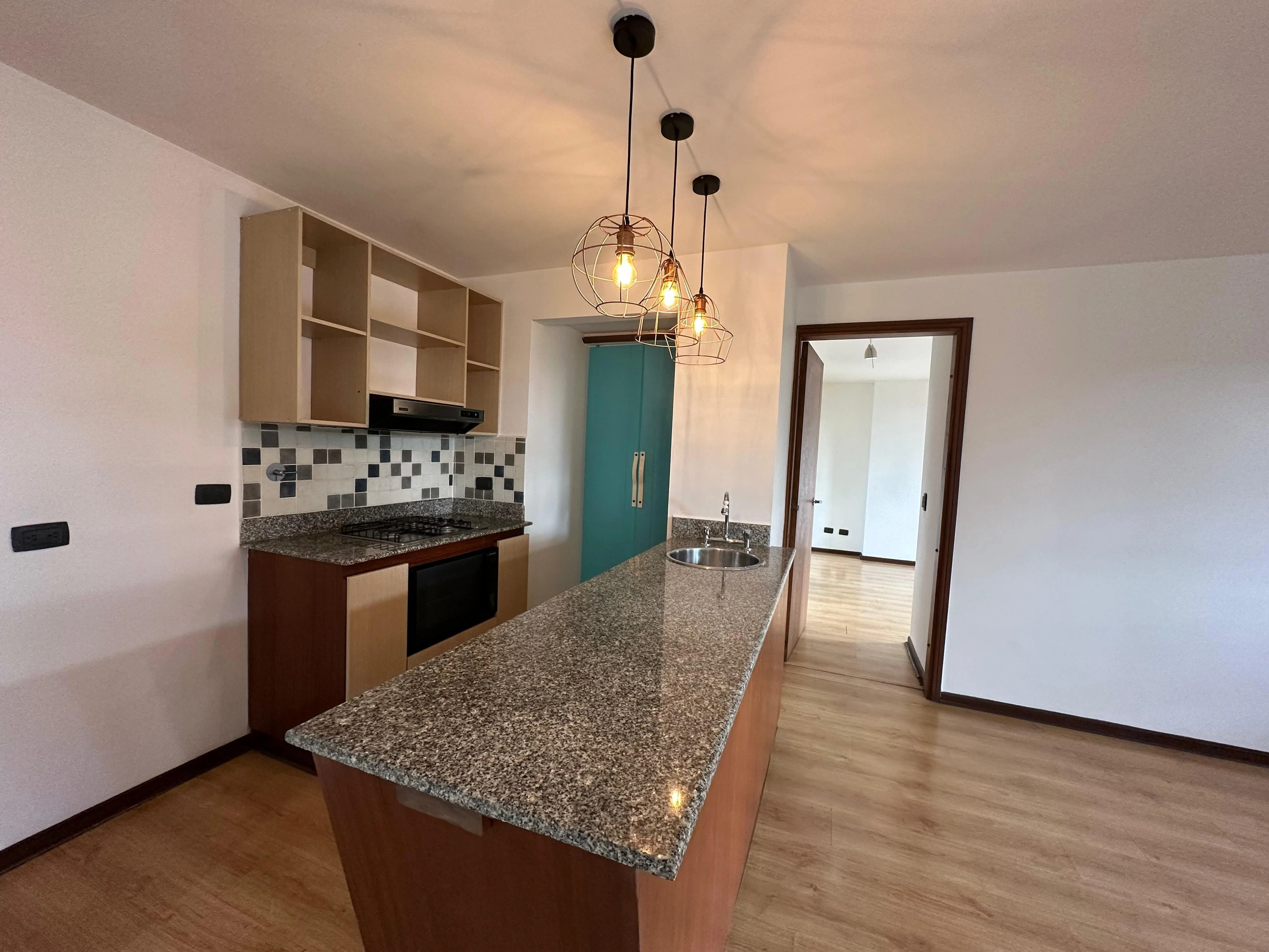 Aparta Estudio en Arriendo sector Trannsversal Superior
