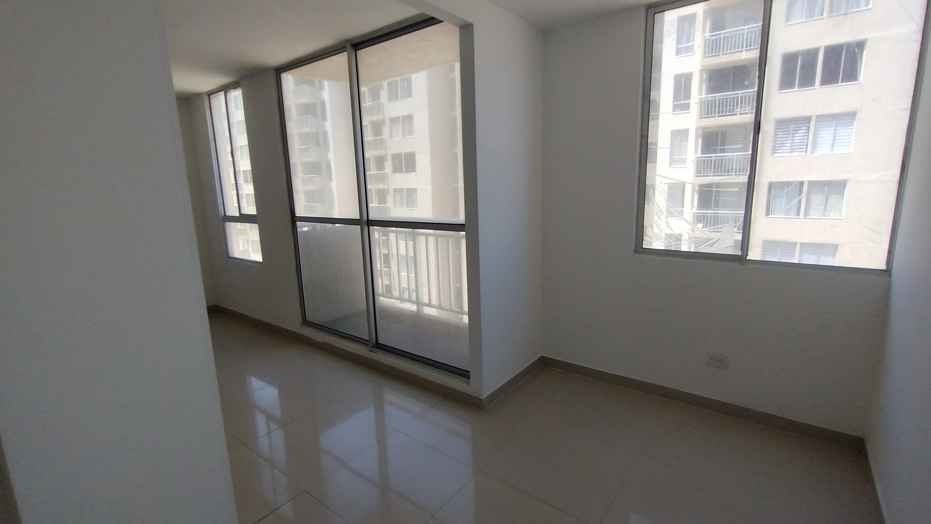 APARTAMENTO EN VENTA EN ALAMEDA DEL RÍO.
