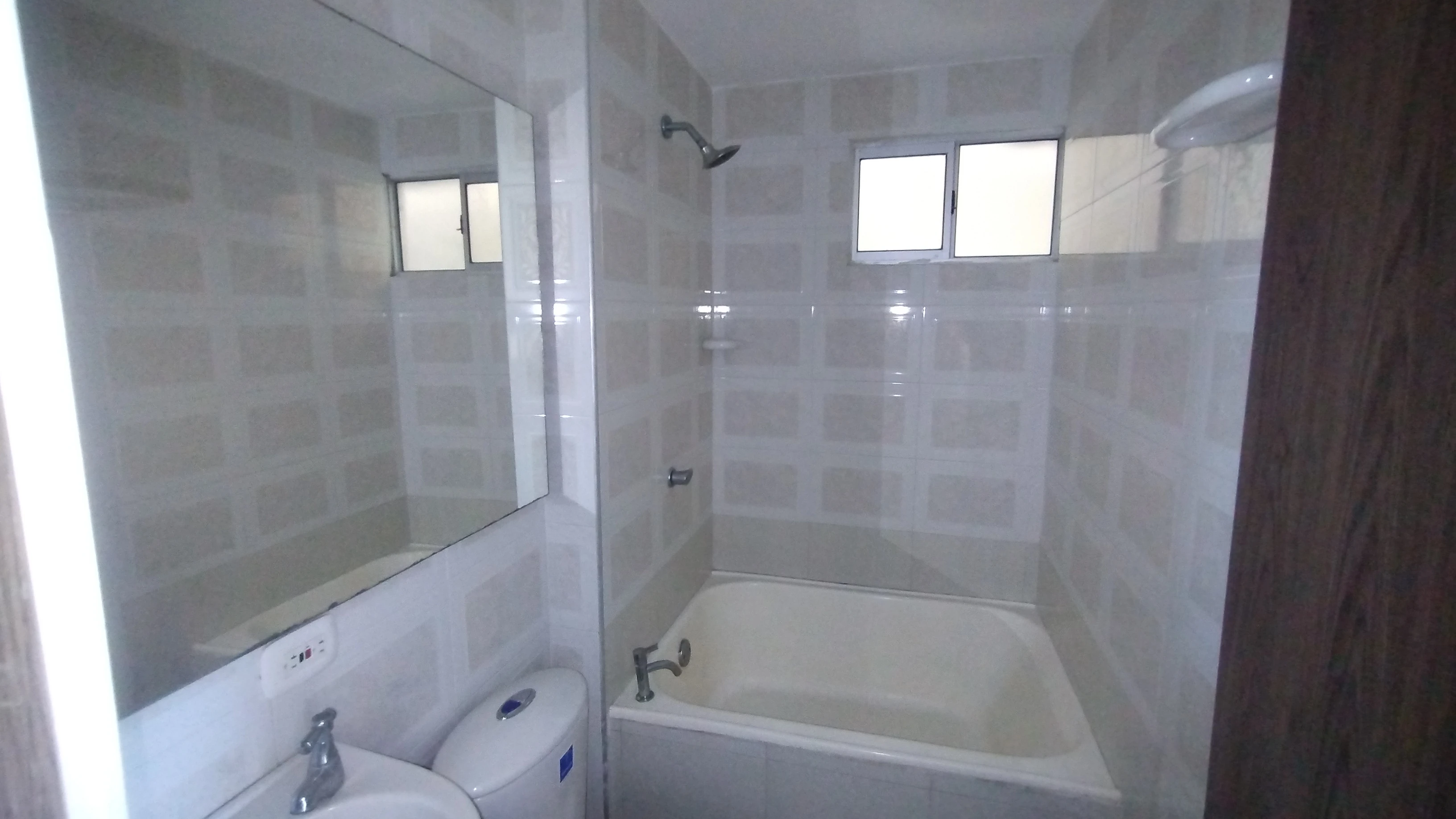 APARTAMENTO EN VENTA EN ALAMEDA DEL RÍO.
