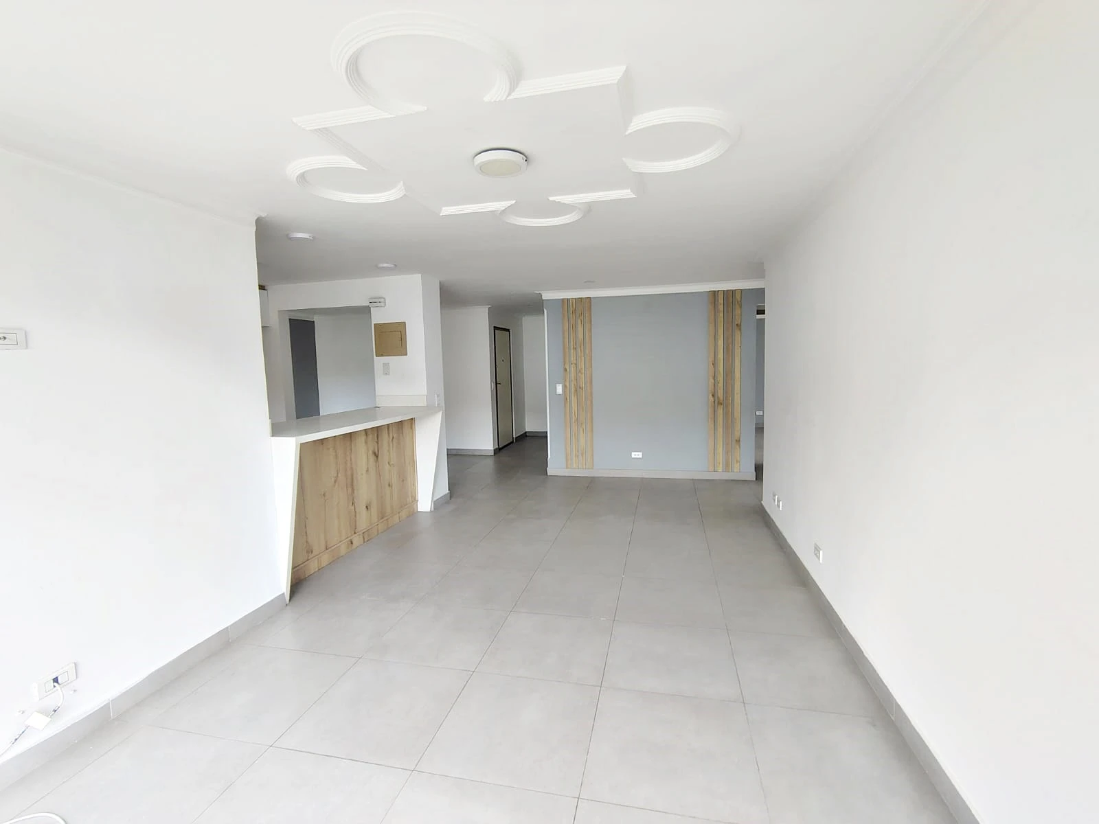 Apartamento en arriendo sector Loma del Encierro