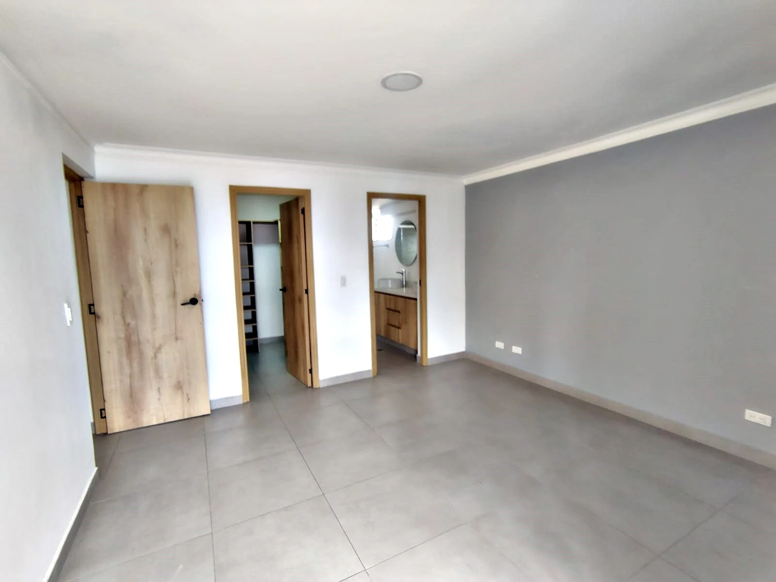 Apartamento en arriendo sector Loma del Encierro