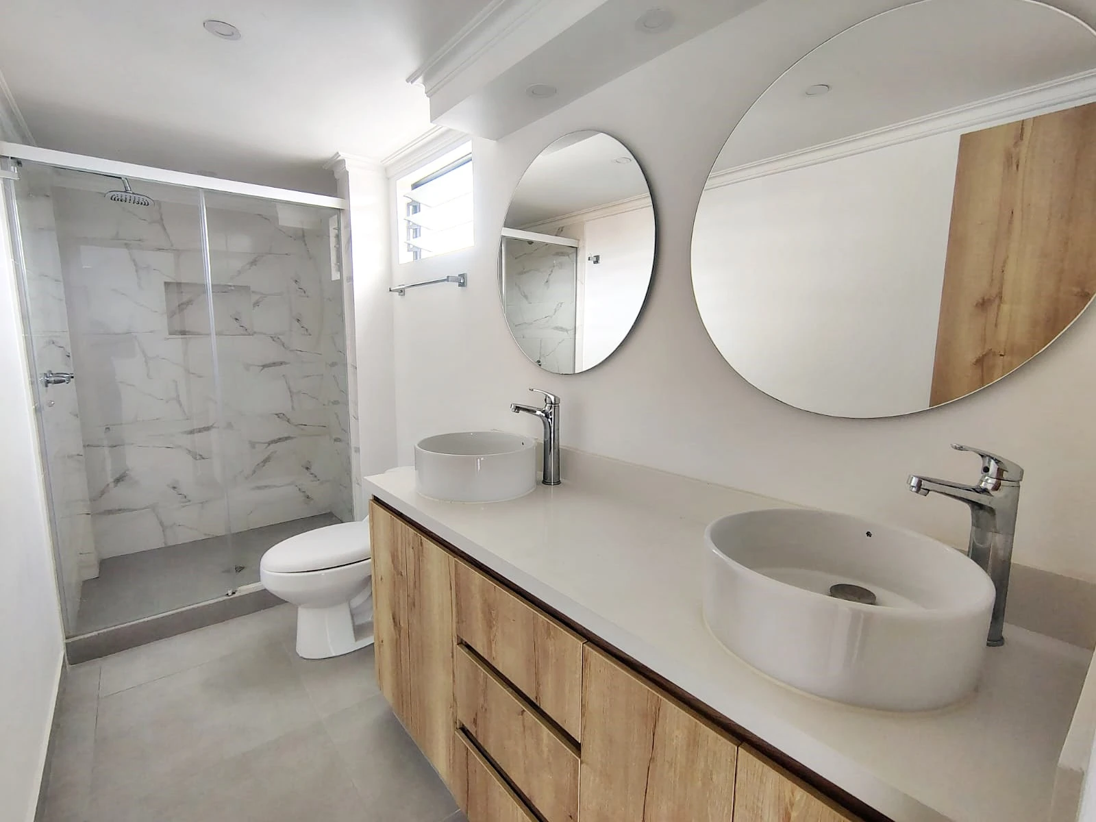 Apartamento en arriendo sector Loma del Encierro