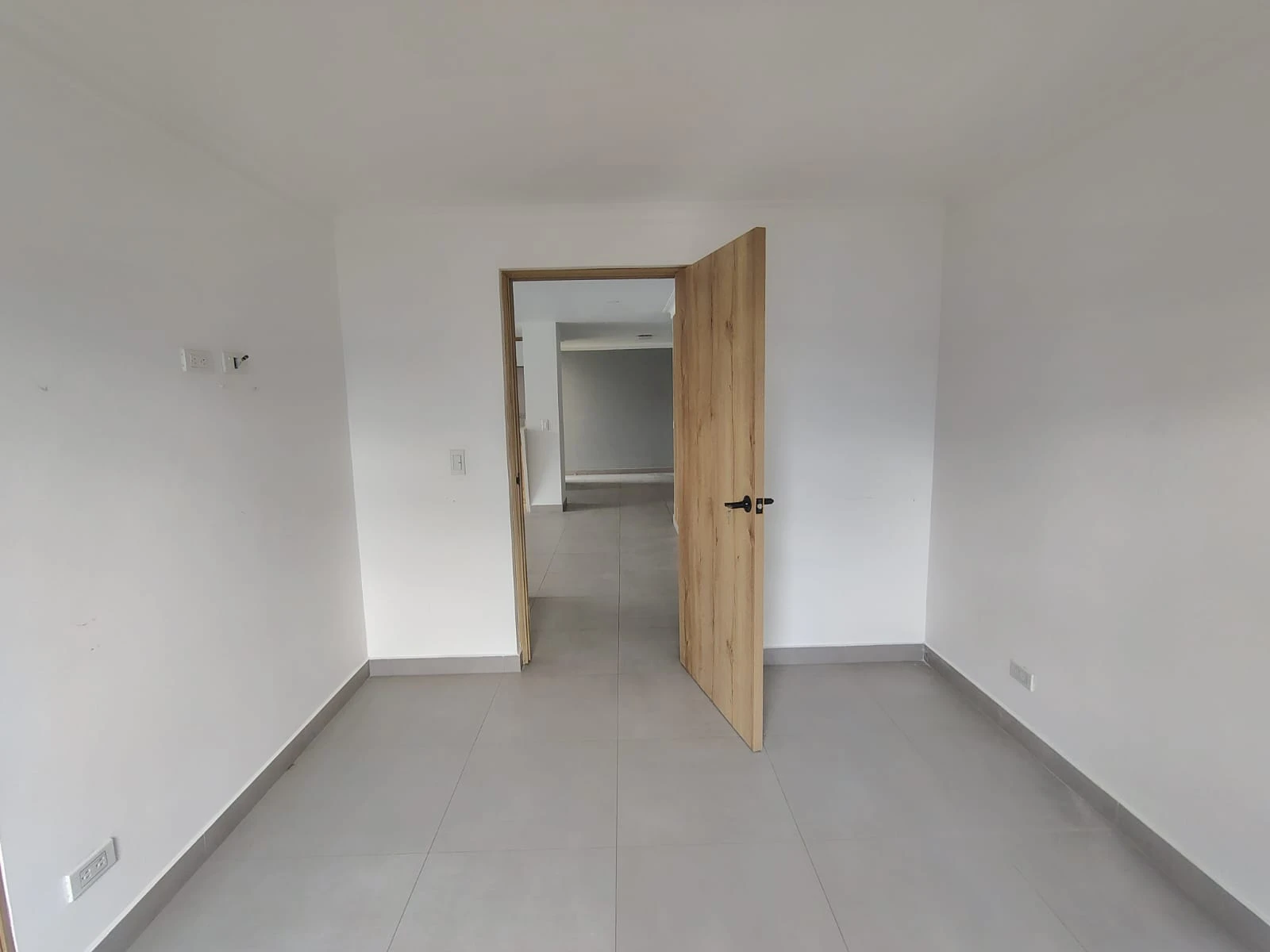 Apartamento en arriendo sector Loma del Encierro