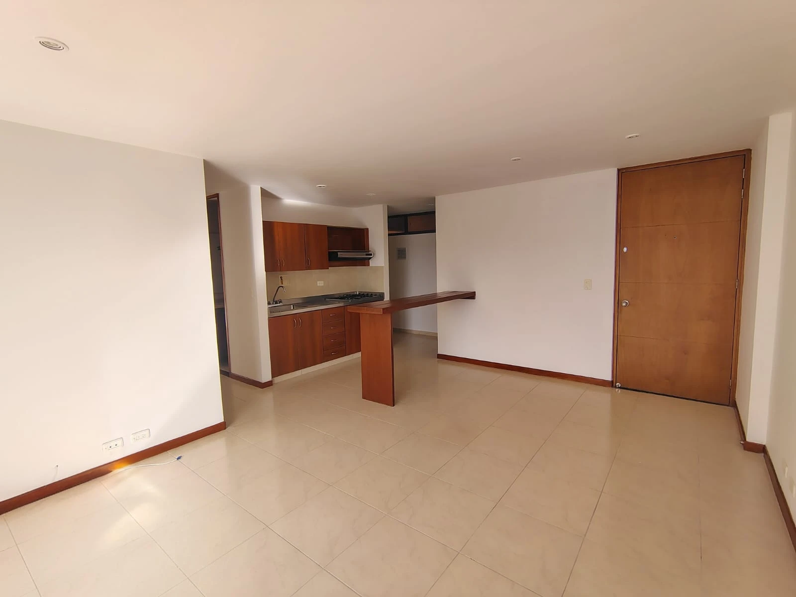 Apartaestudio en arriendo sector Loma del Encierro