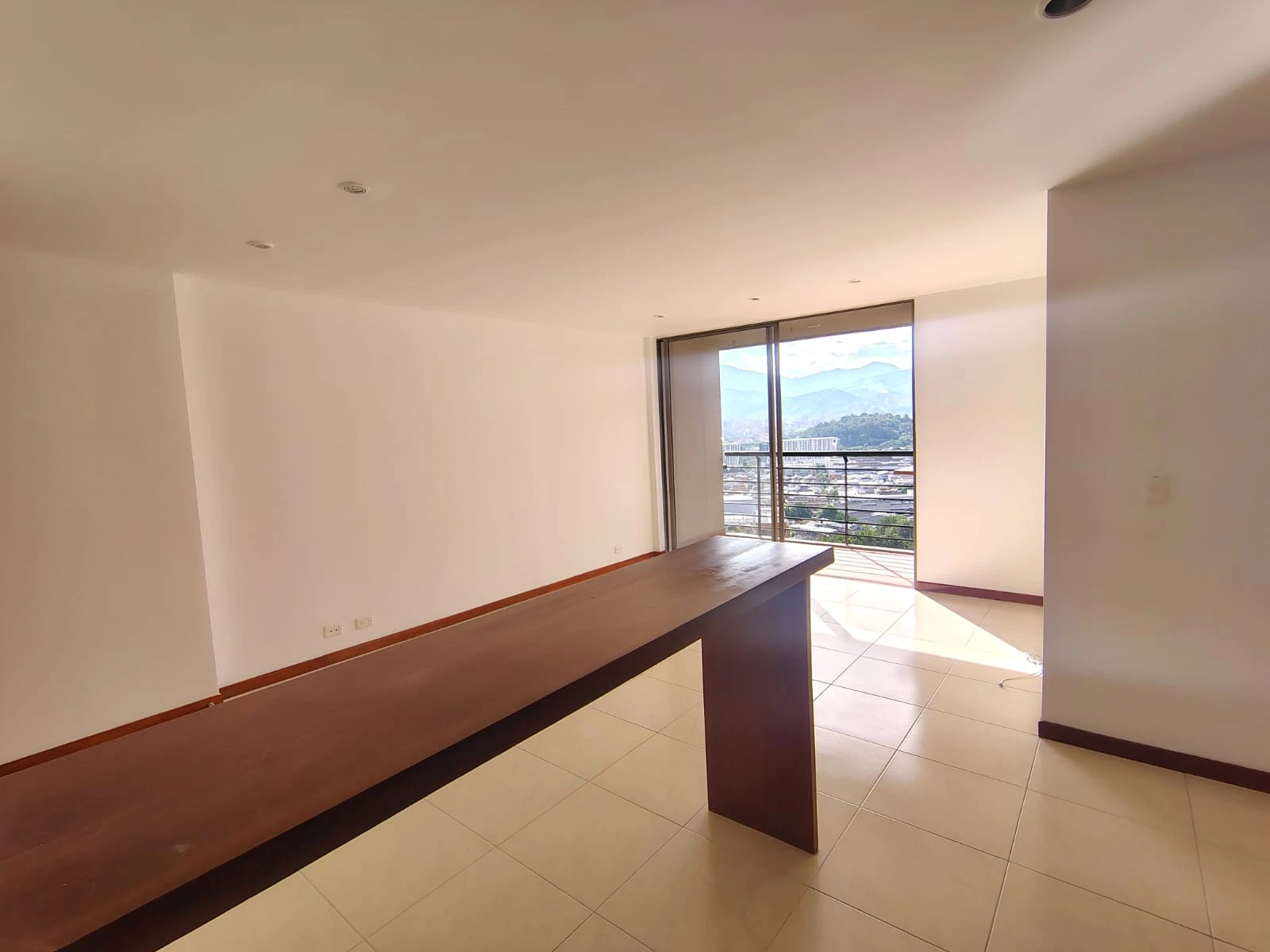 Apartaestudio en arriendo sector Loma del Encierro