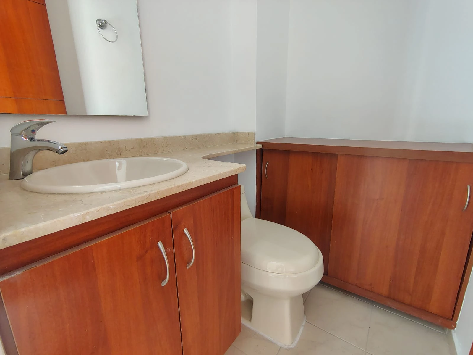 Apartaestudio en arriendo sector Loma del Encierro