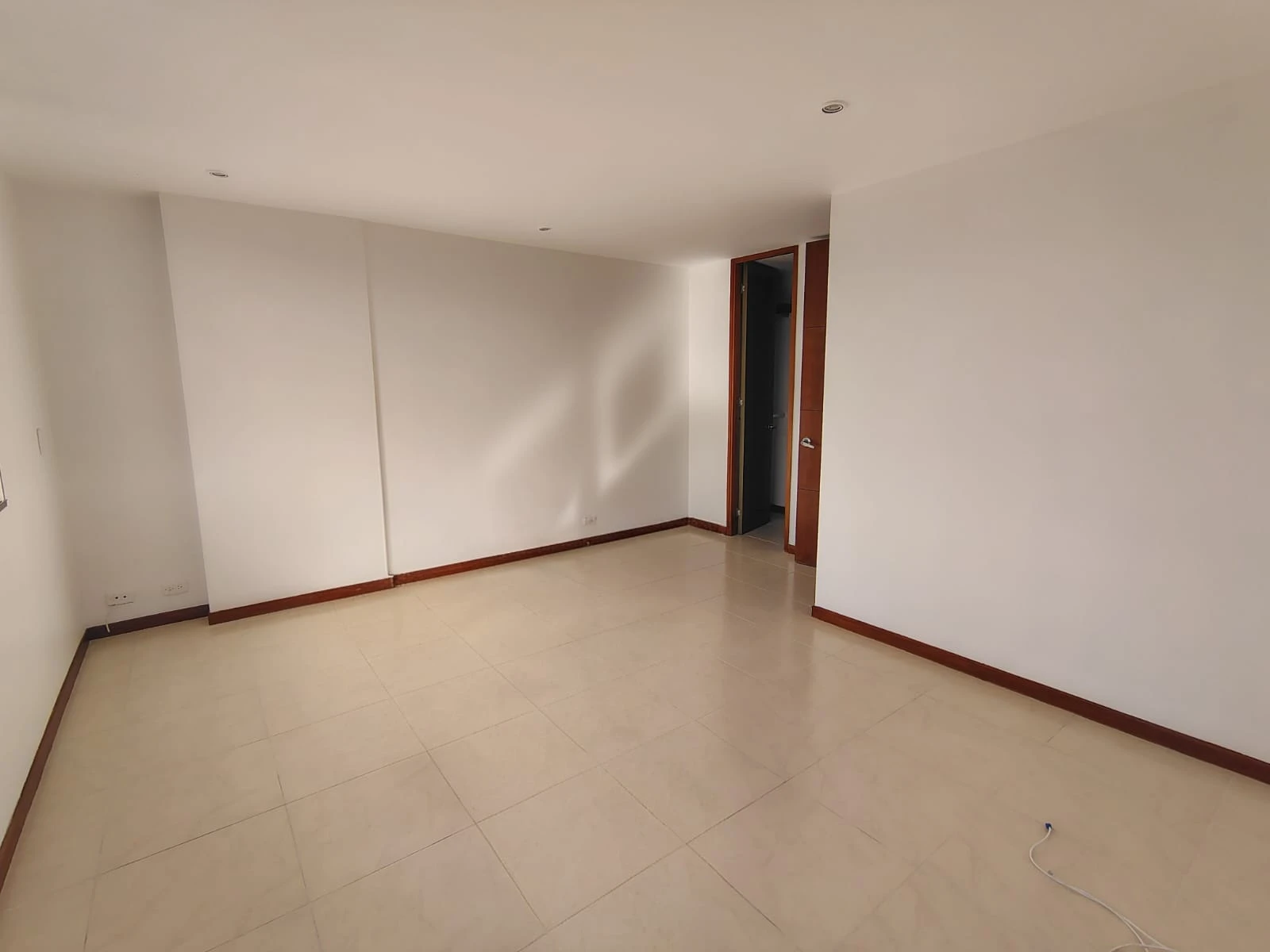 Apartaestudio en arriendo sector Loma del Encierro