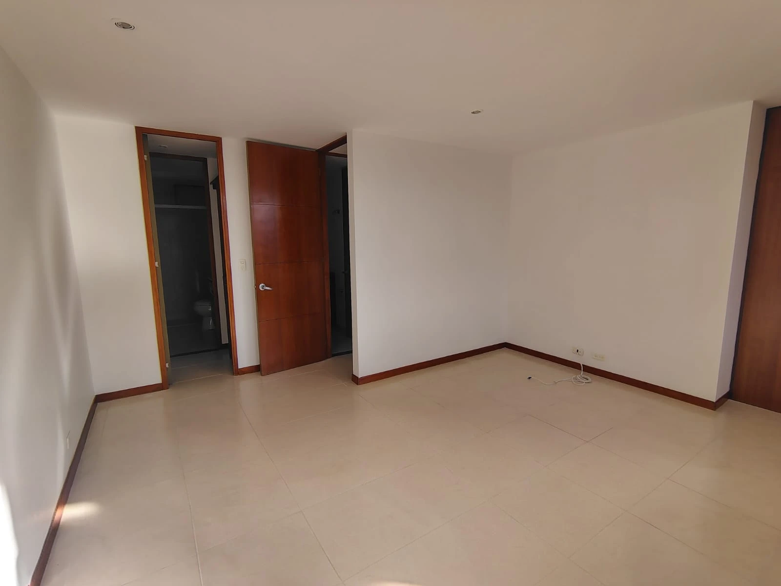 Apartaestudio en arriendo sector Loma del Encierro