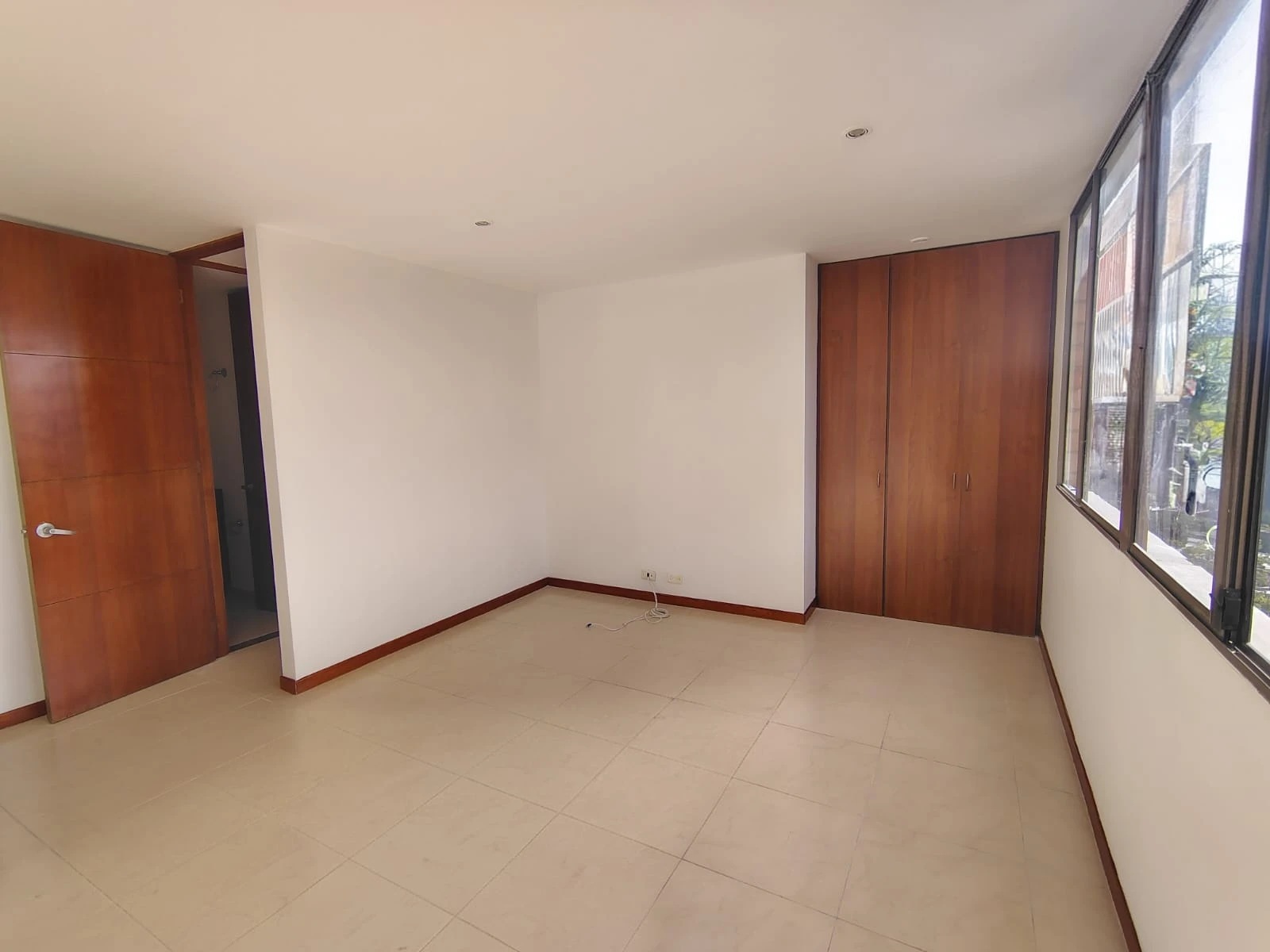Apartaestudio en arriendo sector Loma del Encierro