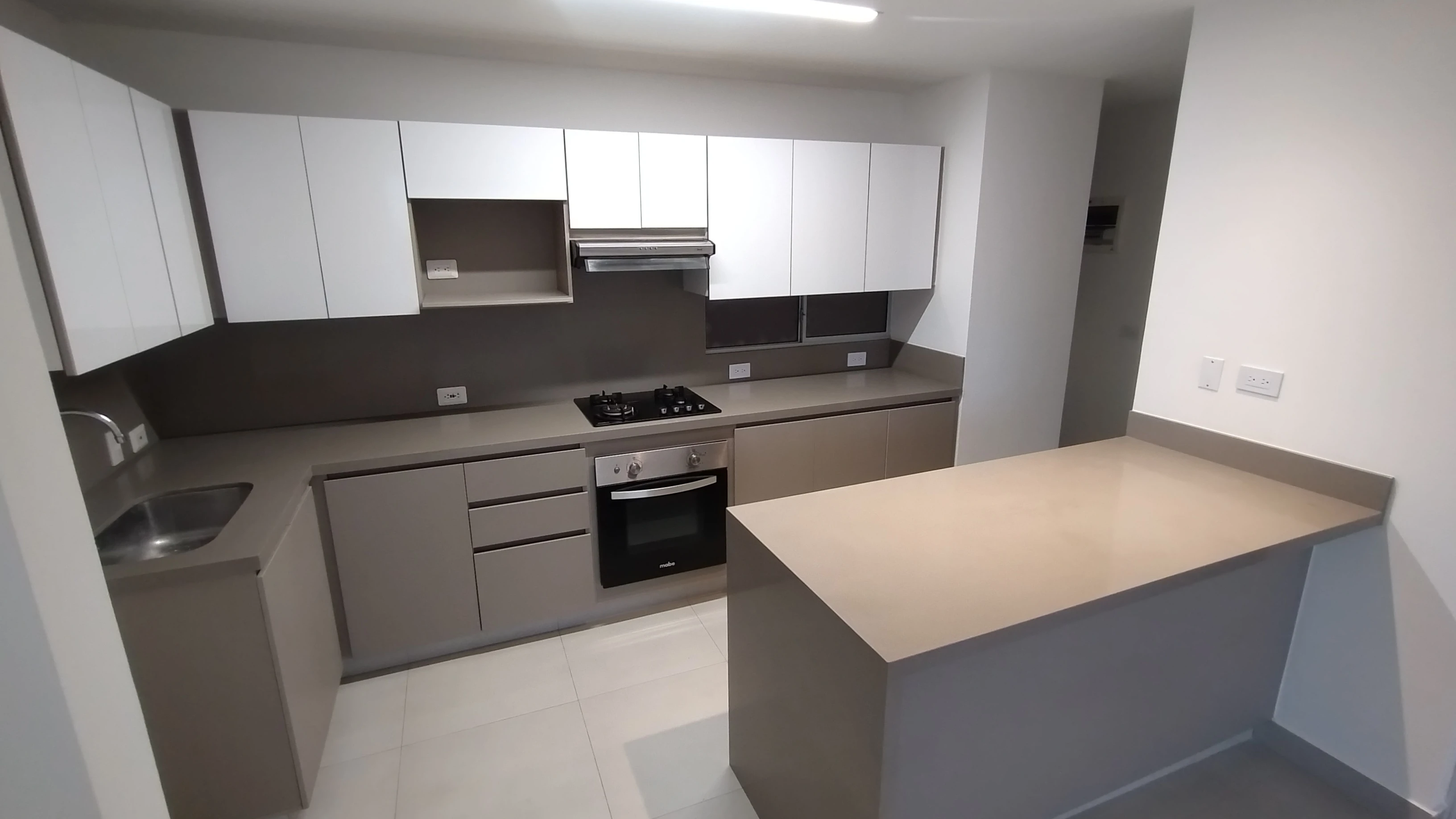 APARTAMENTO EN ARRIENDO EN EL PORTAL DEL GENOVÉS