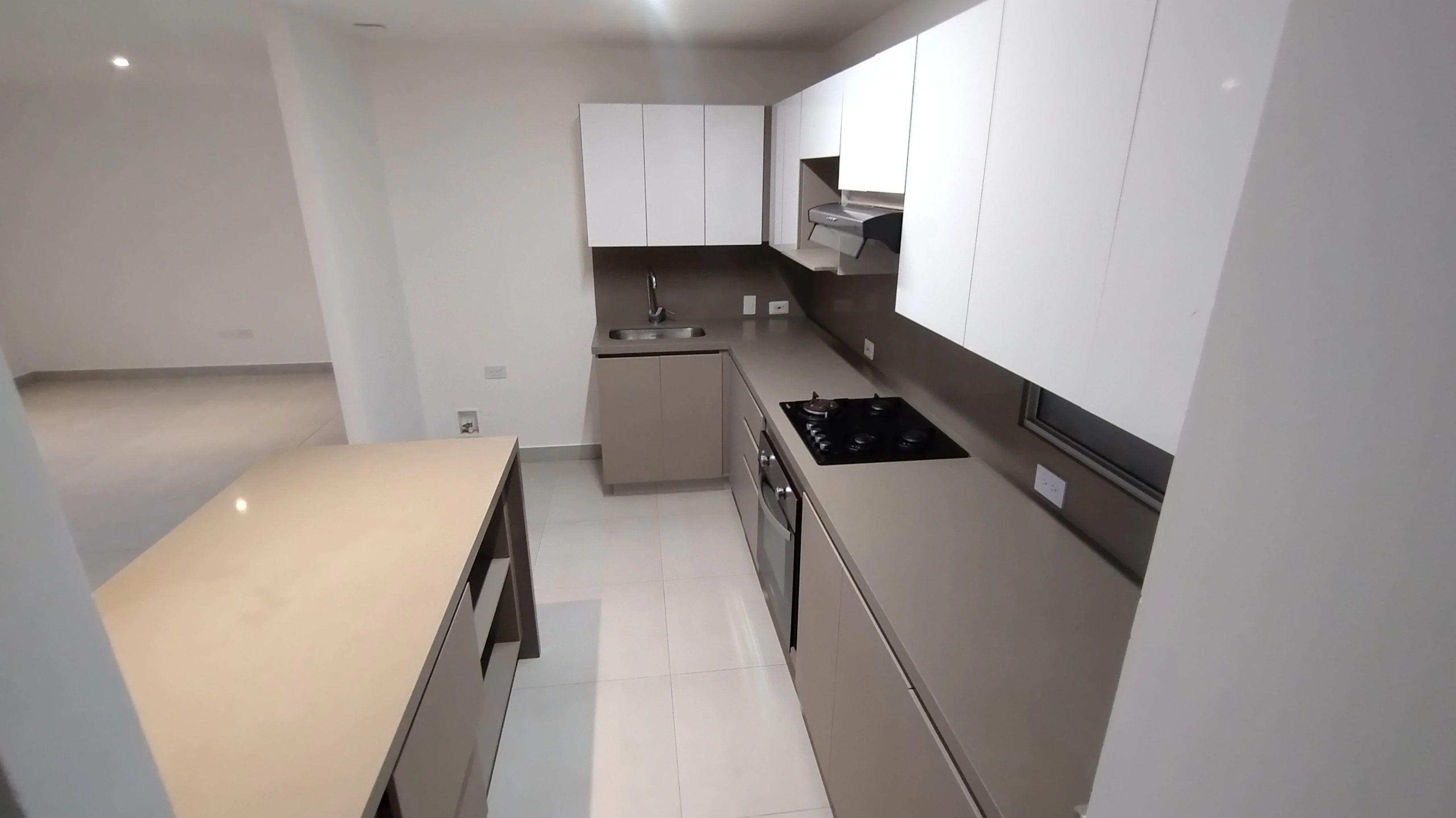 APARTAMENTO EN ARRIENDO EN EL PORTAL DEL GENOVÉS