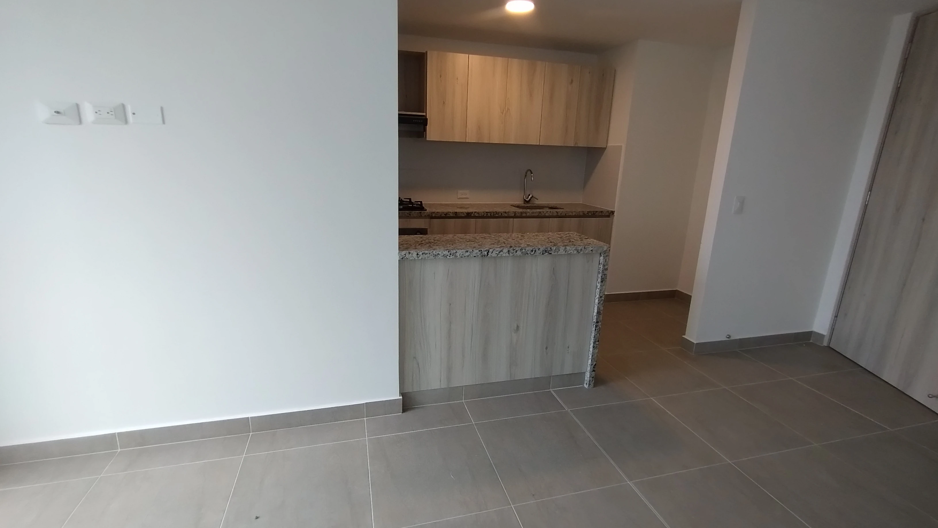 APARTAMENTO PARA ESTRENAR EN BELLAVISTA.