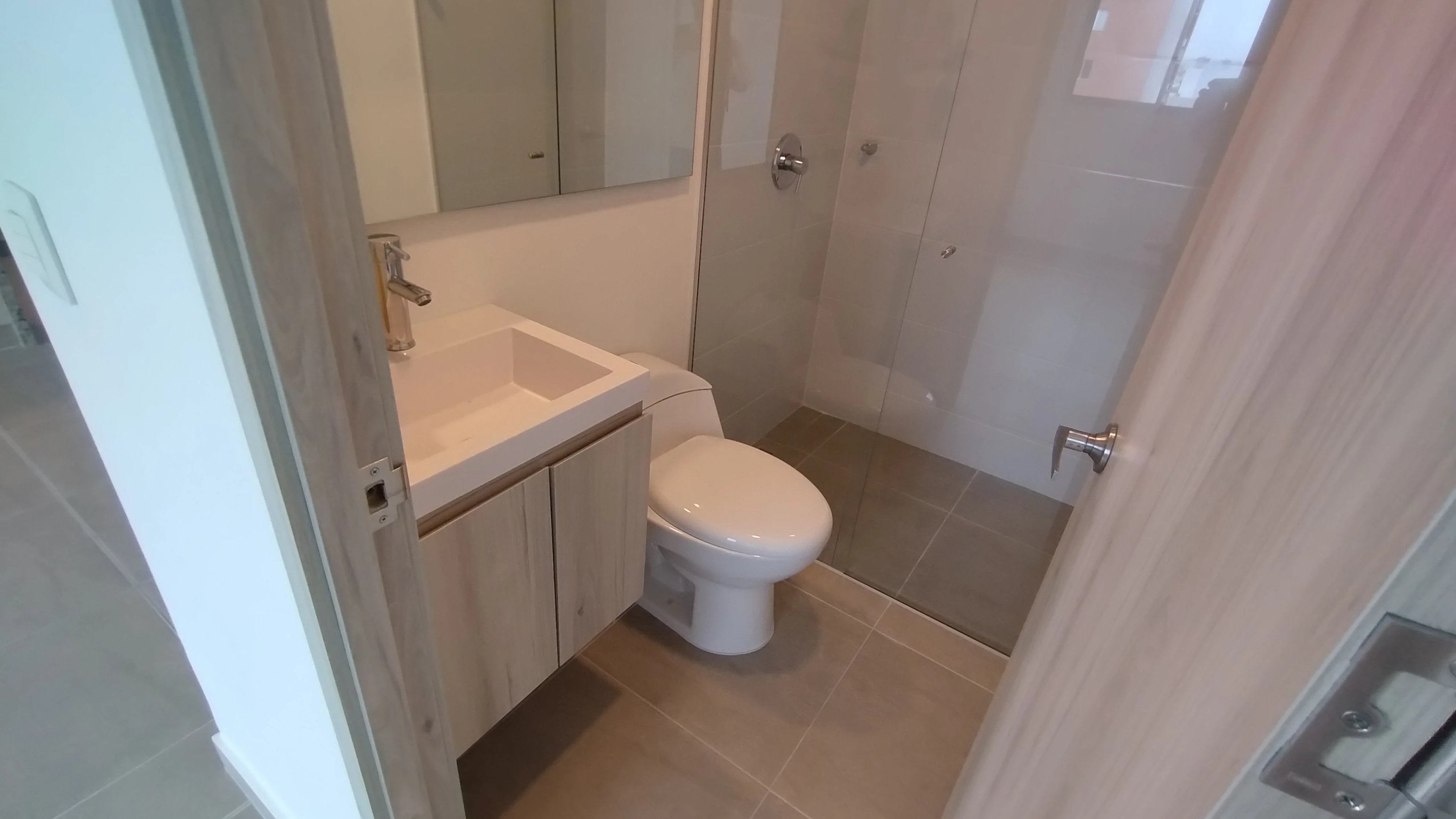 APARTAMENTO PARA ESTRENAR EN BELLAVISTA.