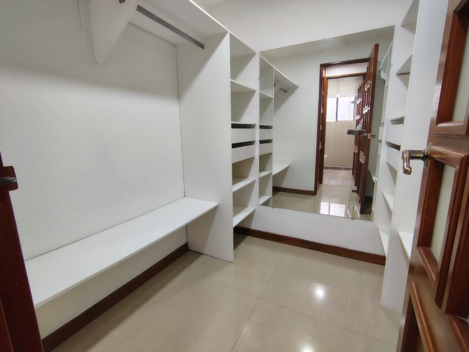 Apartamento en arriendo sector Milla de Oro