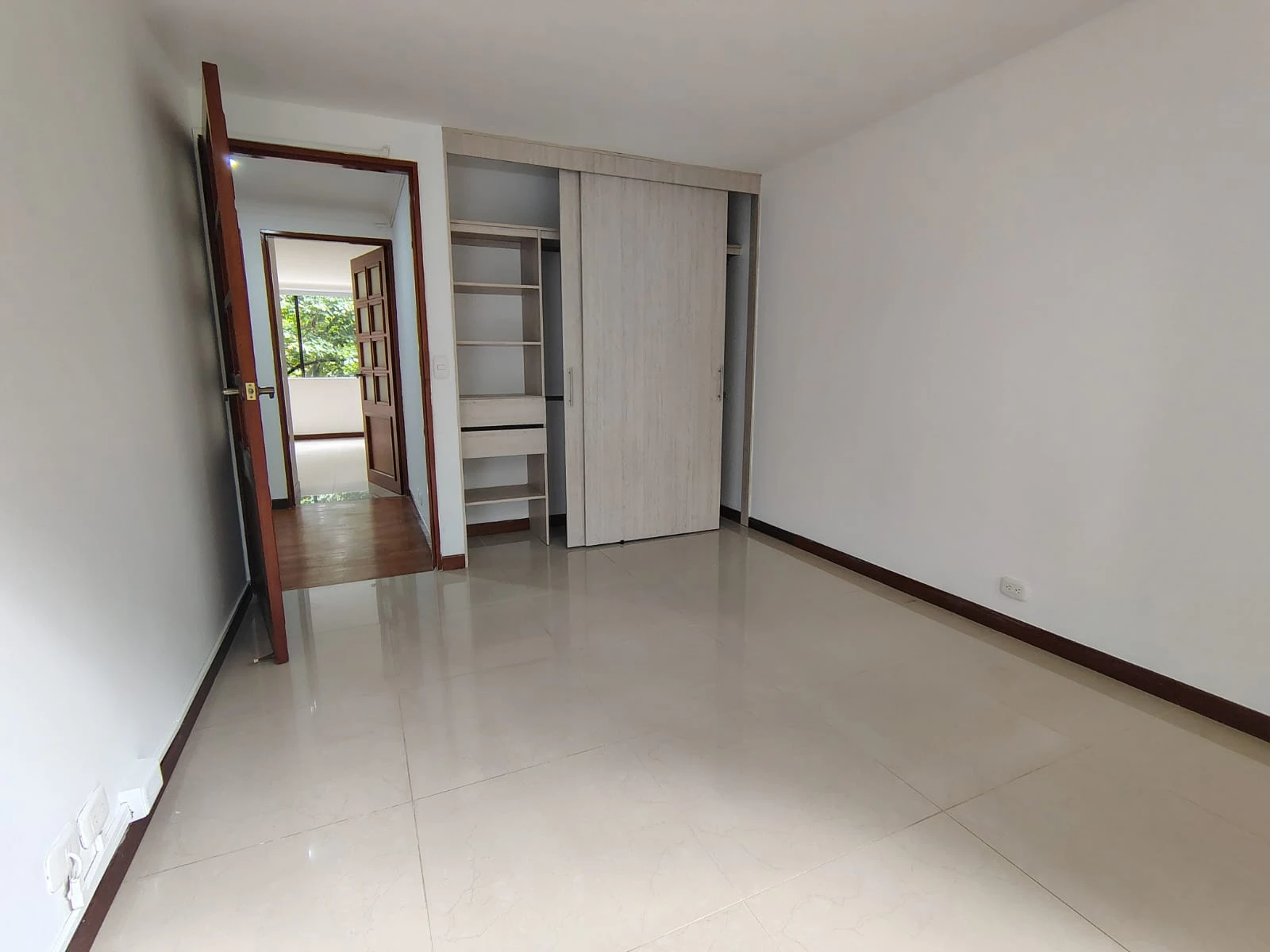 Apartamento en arriendo sector Milla de Oro