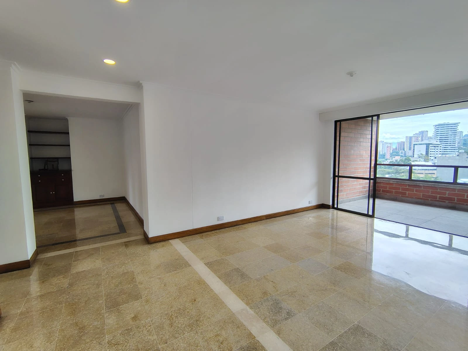 Apartamento en arriendo sector Milla de Oro