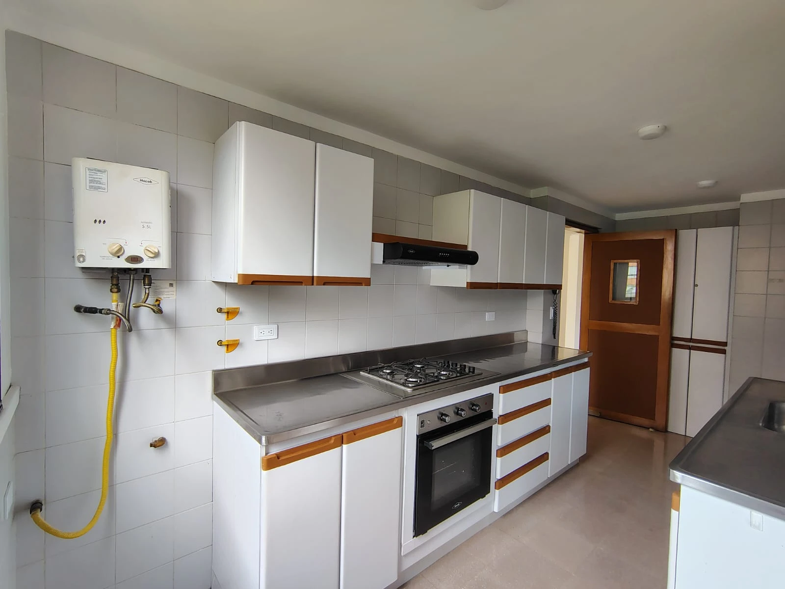 Apartamento en arriendo sector Milla de Oro